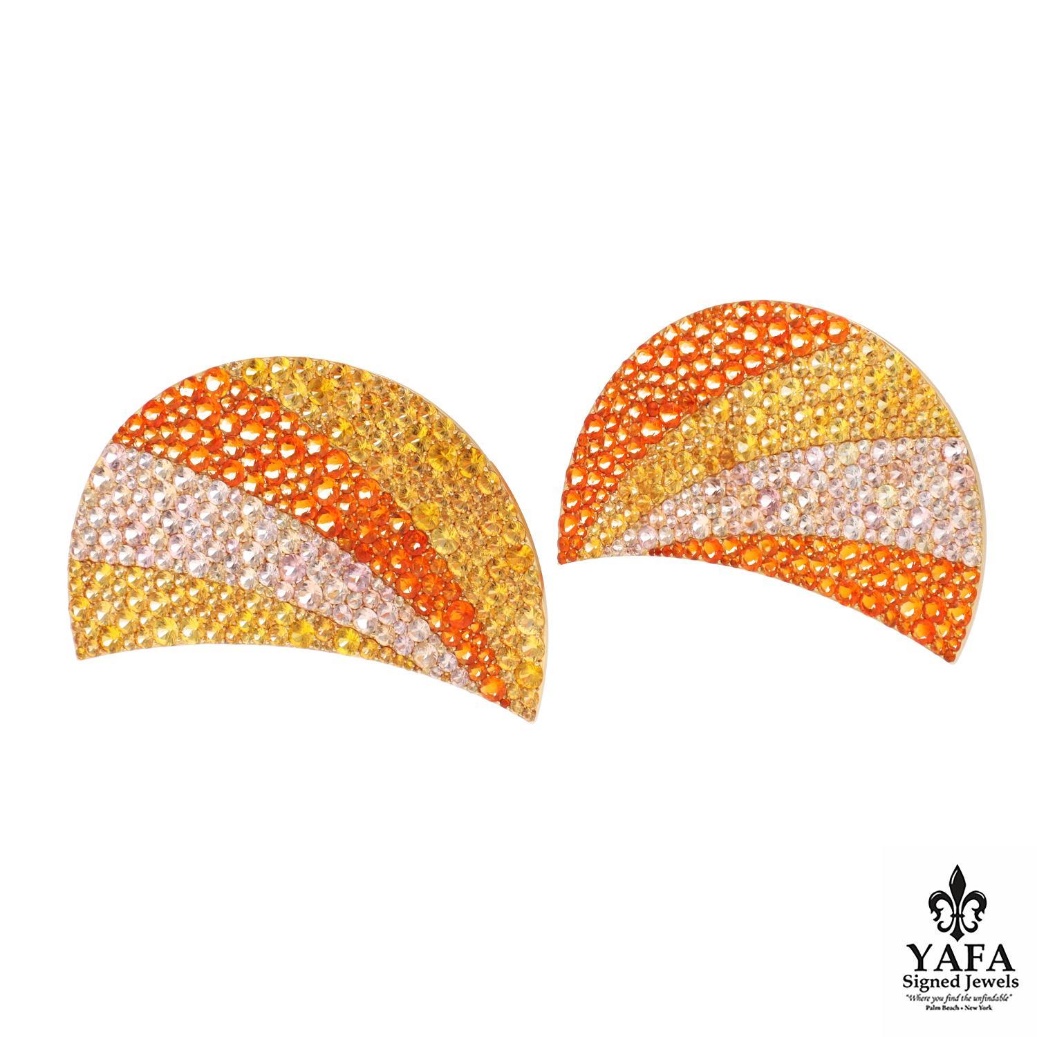 Round Cut JAR Crescent Earrings For Sale