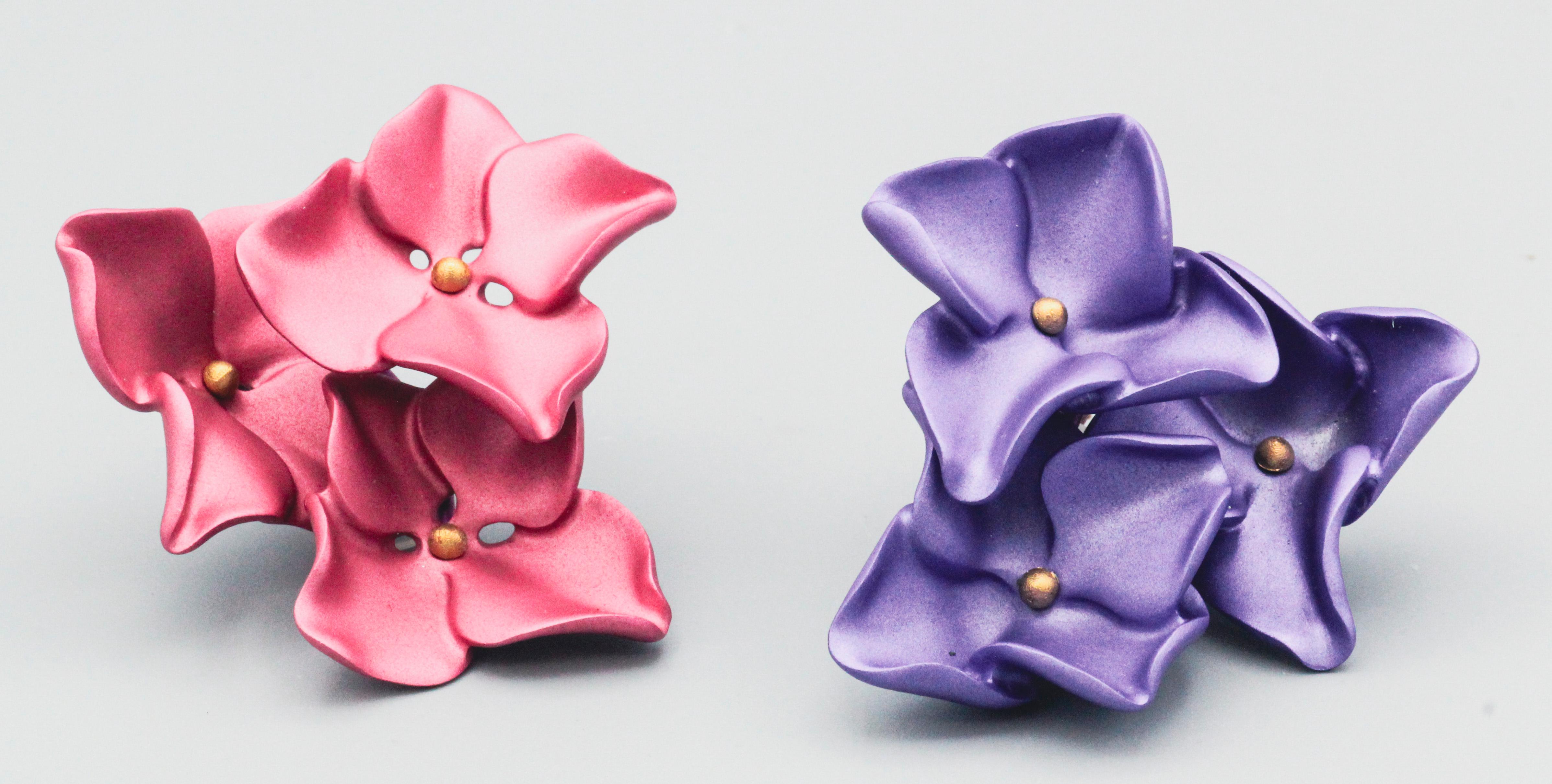 JAR Large Aluminum and 18k Gold Pink Purple Hydrangea Flower Earrings For Sale 4