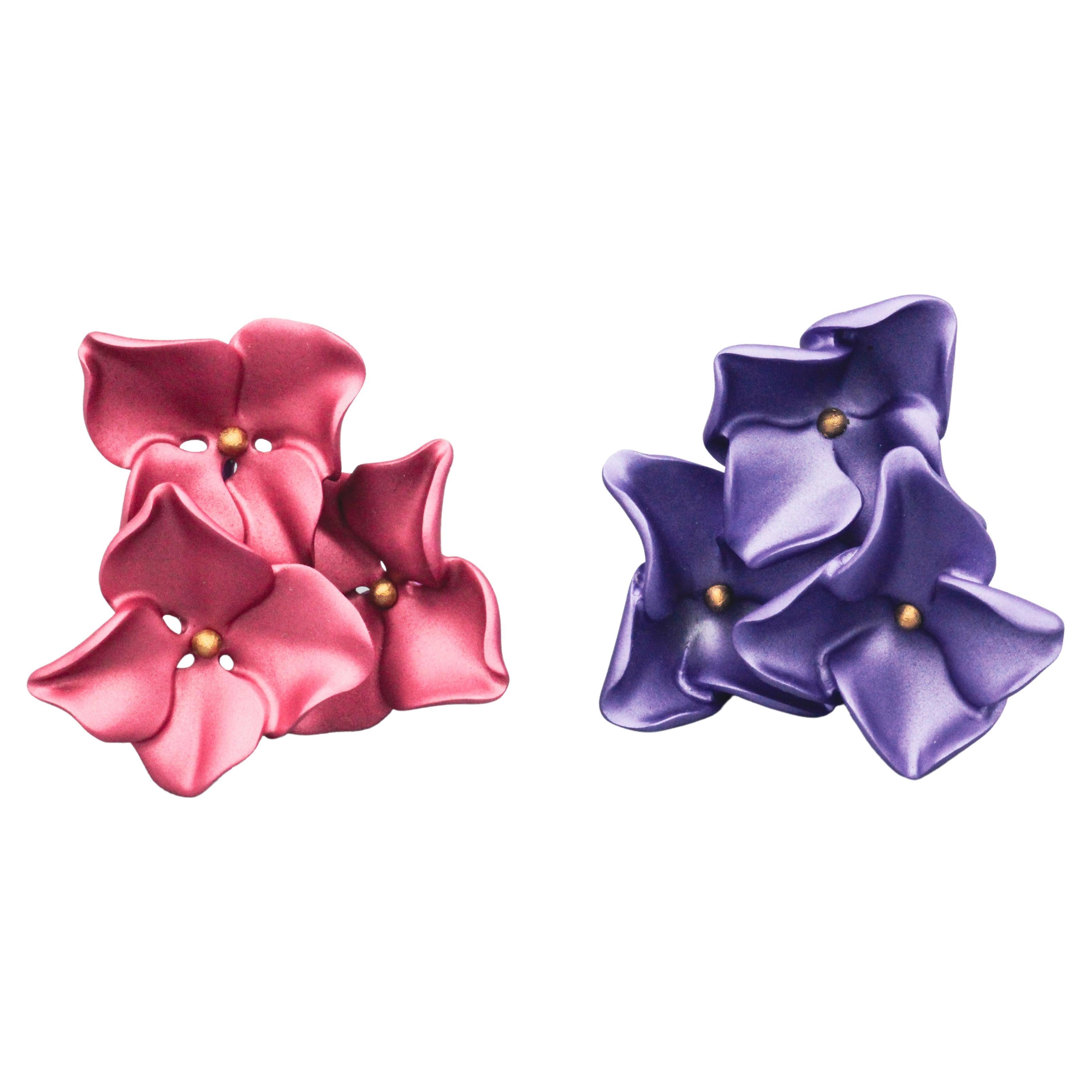 JAR, grandes boucles d'oreilles Hydrangea en aluminium et or 18 carats, rose et violet