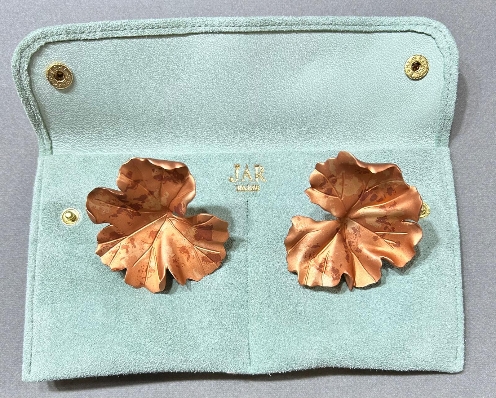 Jar Large Geranium Autumn Ear Clips In New Condition For Sale In New York, NY