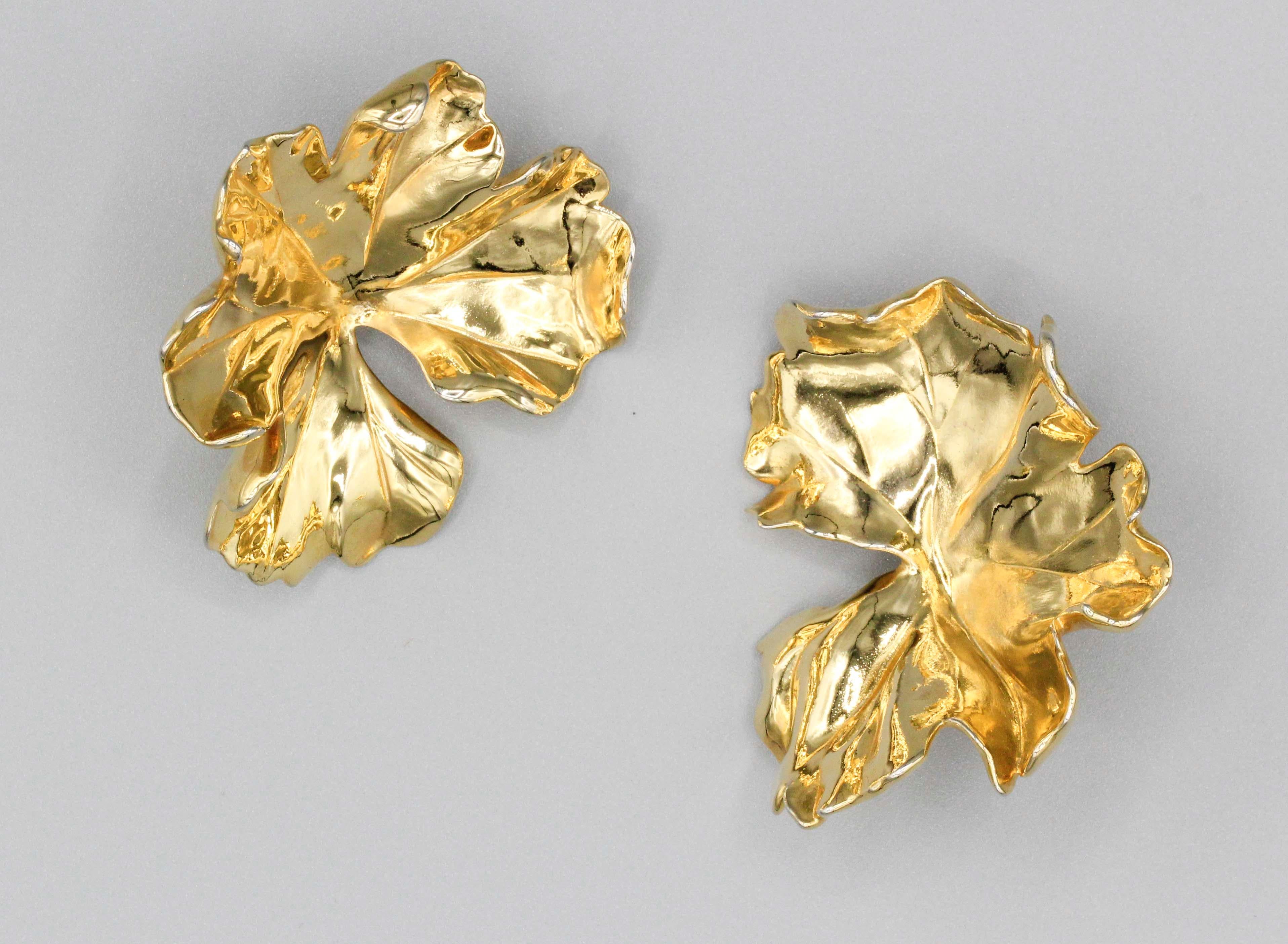 Impressive gold-tone aluminum geranium earrings by JAR, Joel Arthur Rosenthal. These are the large model and are made in limited edition. Pouch is included in sale. Beautiful workmanship and highly collectible.

Hallmarks: JAR, Paris, reference