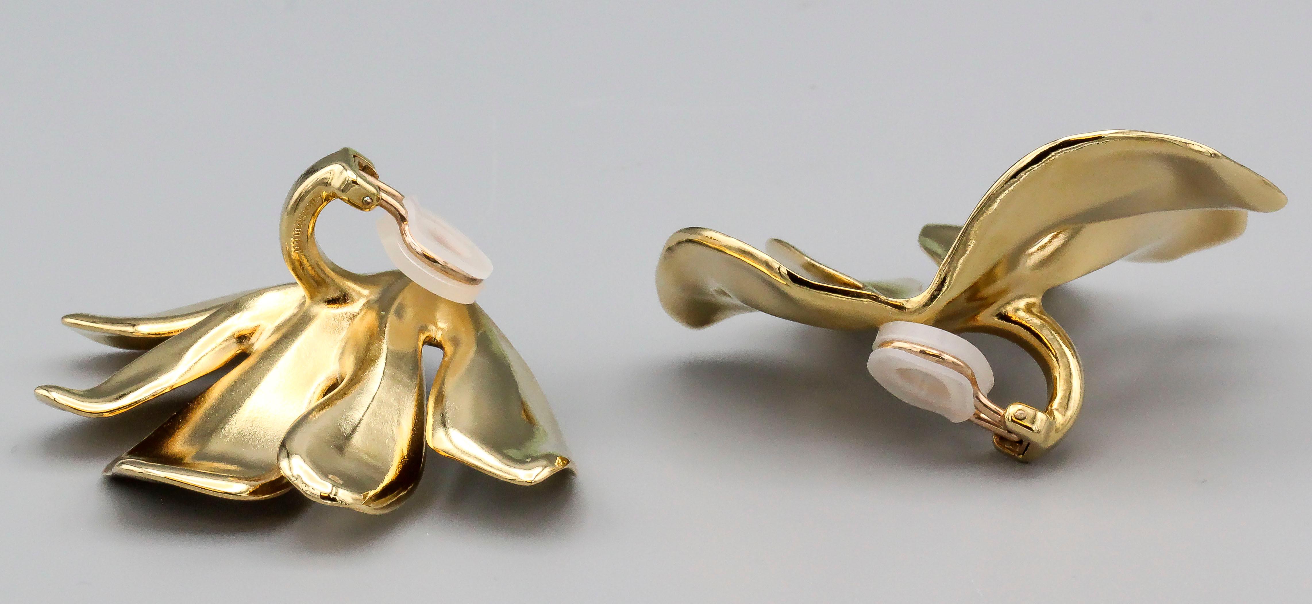 Women's JAR Large Golden Fig Leaf Earrings