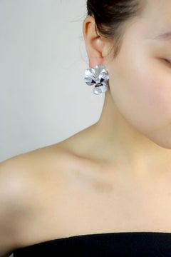 JAR PARIS 18K Gold Aluminum Pansy Flowers Earrings