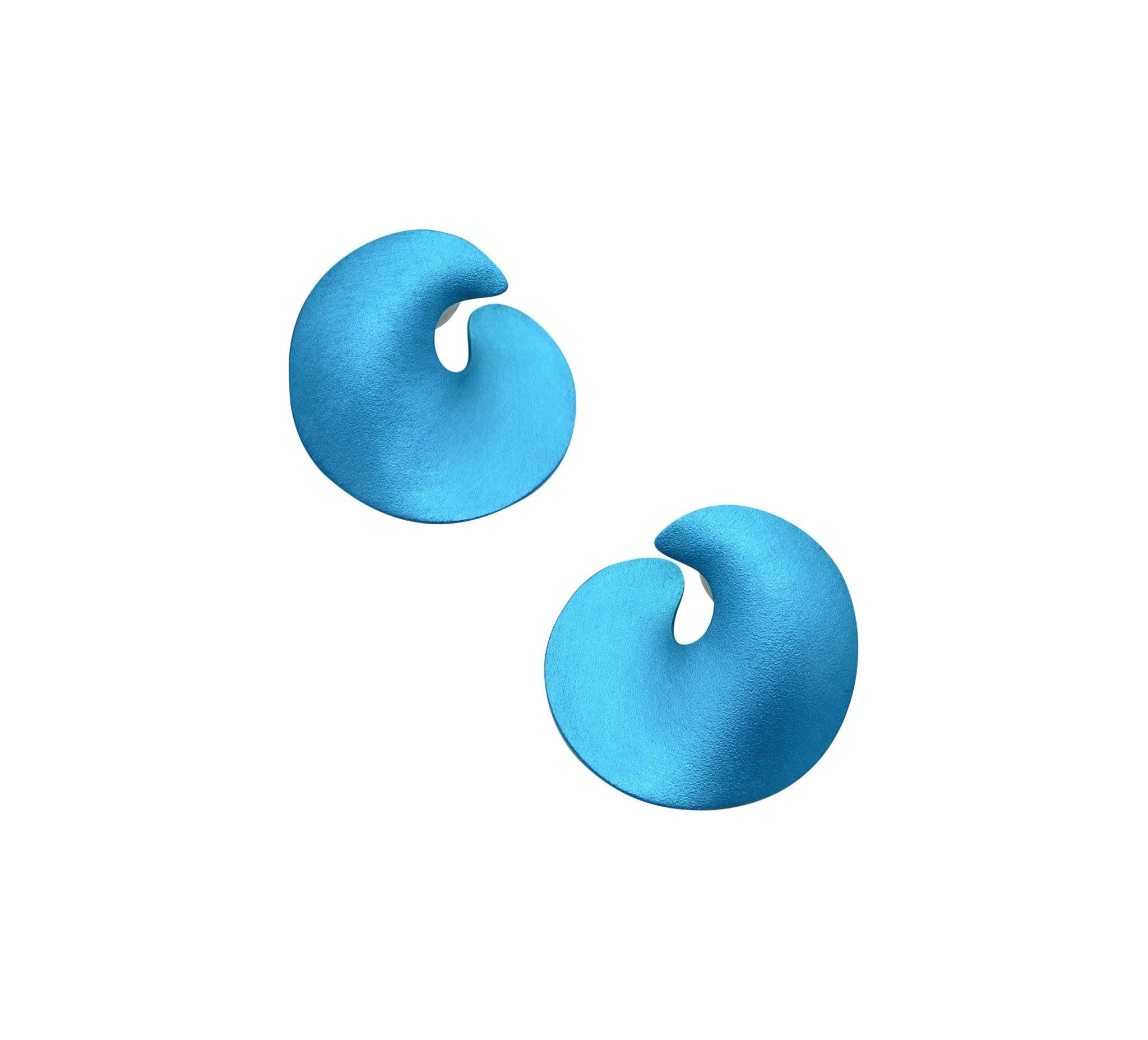 JAR PARIS Blue Valerie Clips On Earrings In 18Kt Gold and Aluminum 2