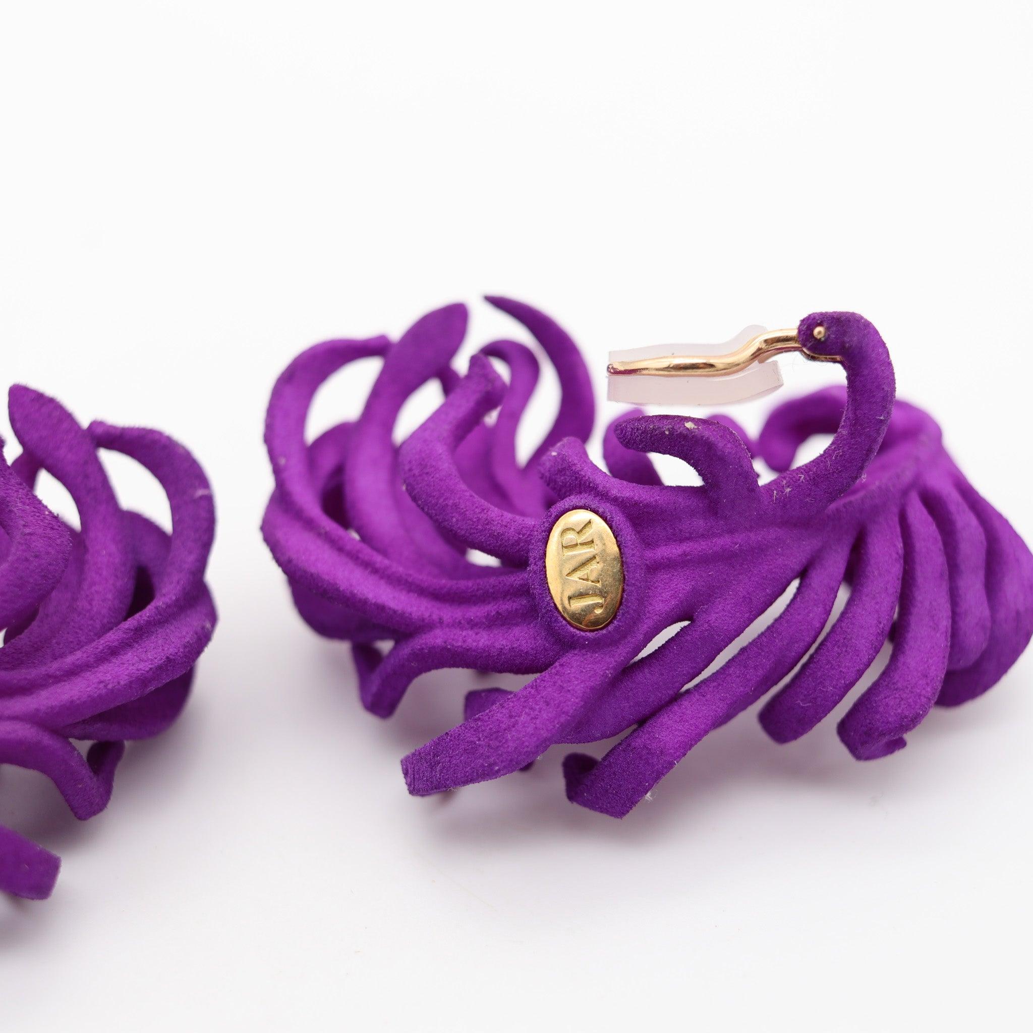 Women's JAR PARIS Clips On Purple Feathers Earrings In 18Kt Gold and Powder Resin