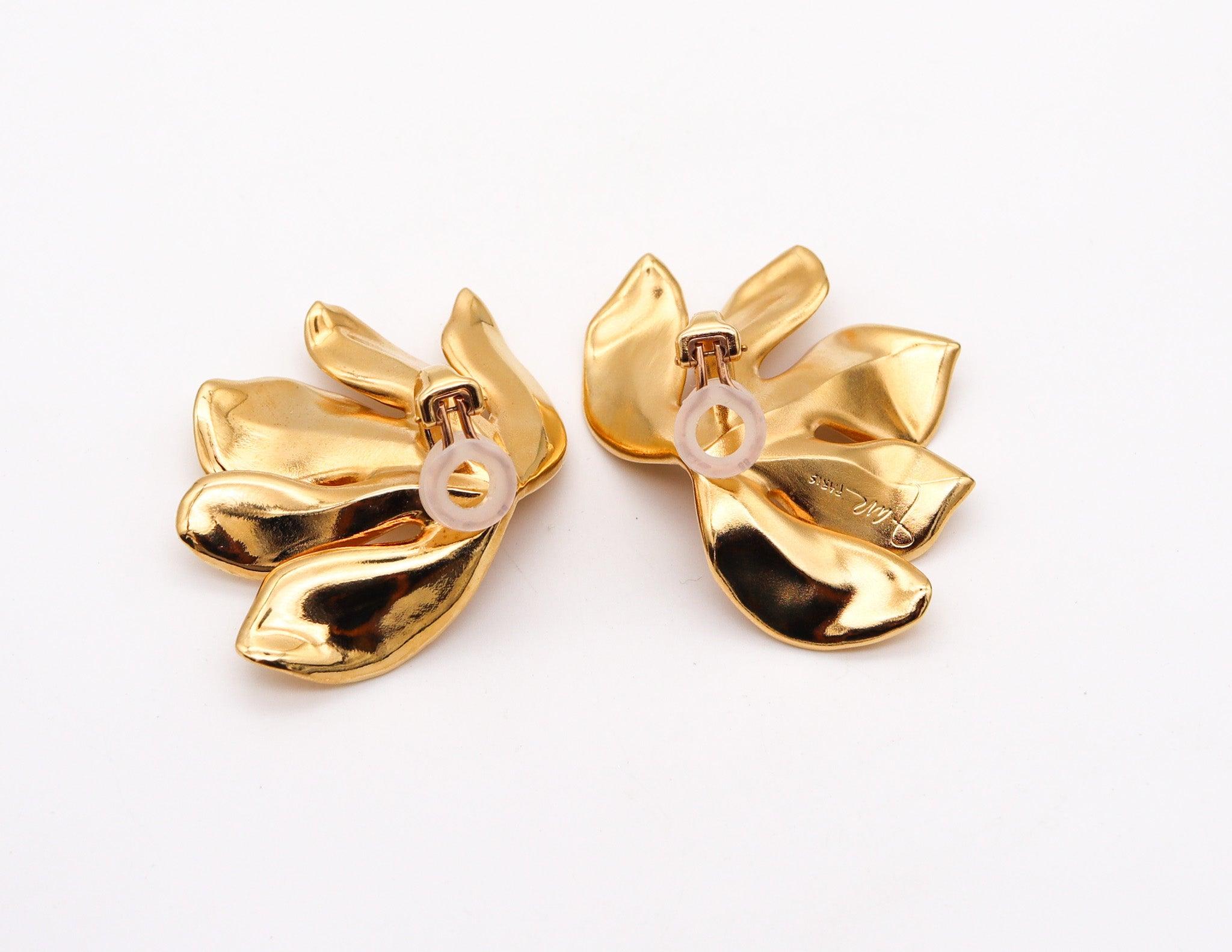 JAR PARIS Boucles d'oreilles Clips feuille de figuier en or 18Kt et aluminium Pour femmes en vente