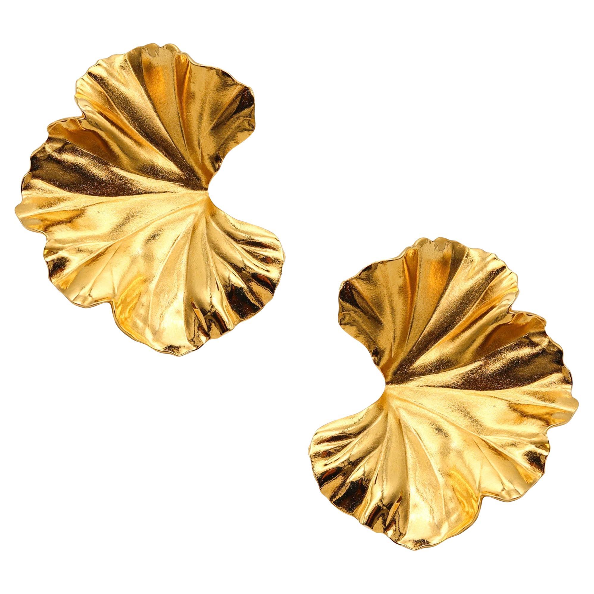 JAR PARIS Golden Geranium Clips On Earrings In 18Kt Gold and Aluminum