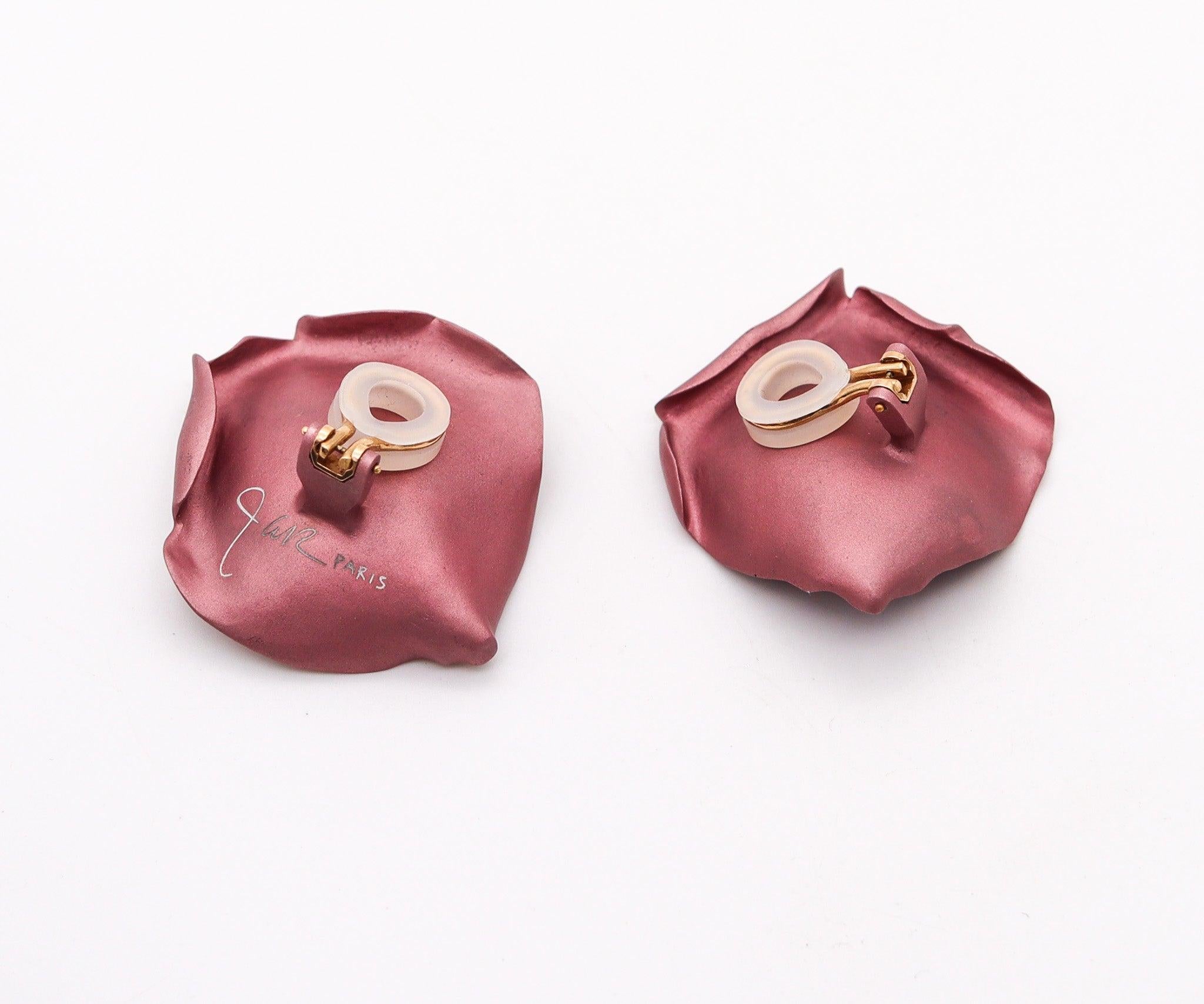 Modernist JAR PARIS Large Pink Rose Petals Clips On Earrings In 18Kt Gold and Aluminum