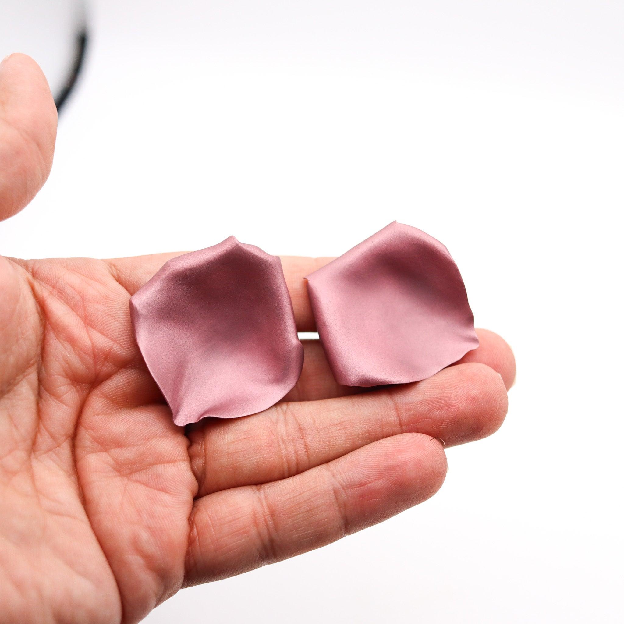 JAR PARIS Large Pink Rose Petals Clips On Earrings In 18Kt Gold and Aluminum 1