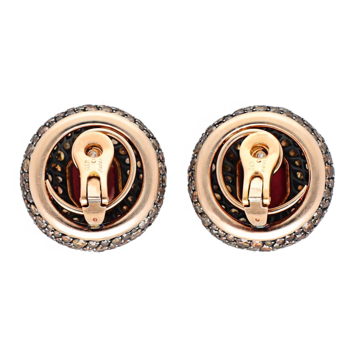 JAR PARIS Octagonal Spinels, and Diamond Earclips In Excellent Condition For Sale In New York, NY