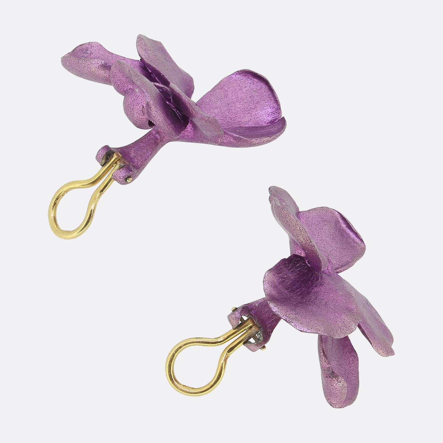 JAR Paris Purple Pansy Flower Earrings In Good Condition In London, GB