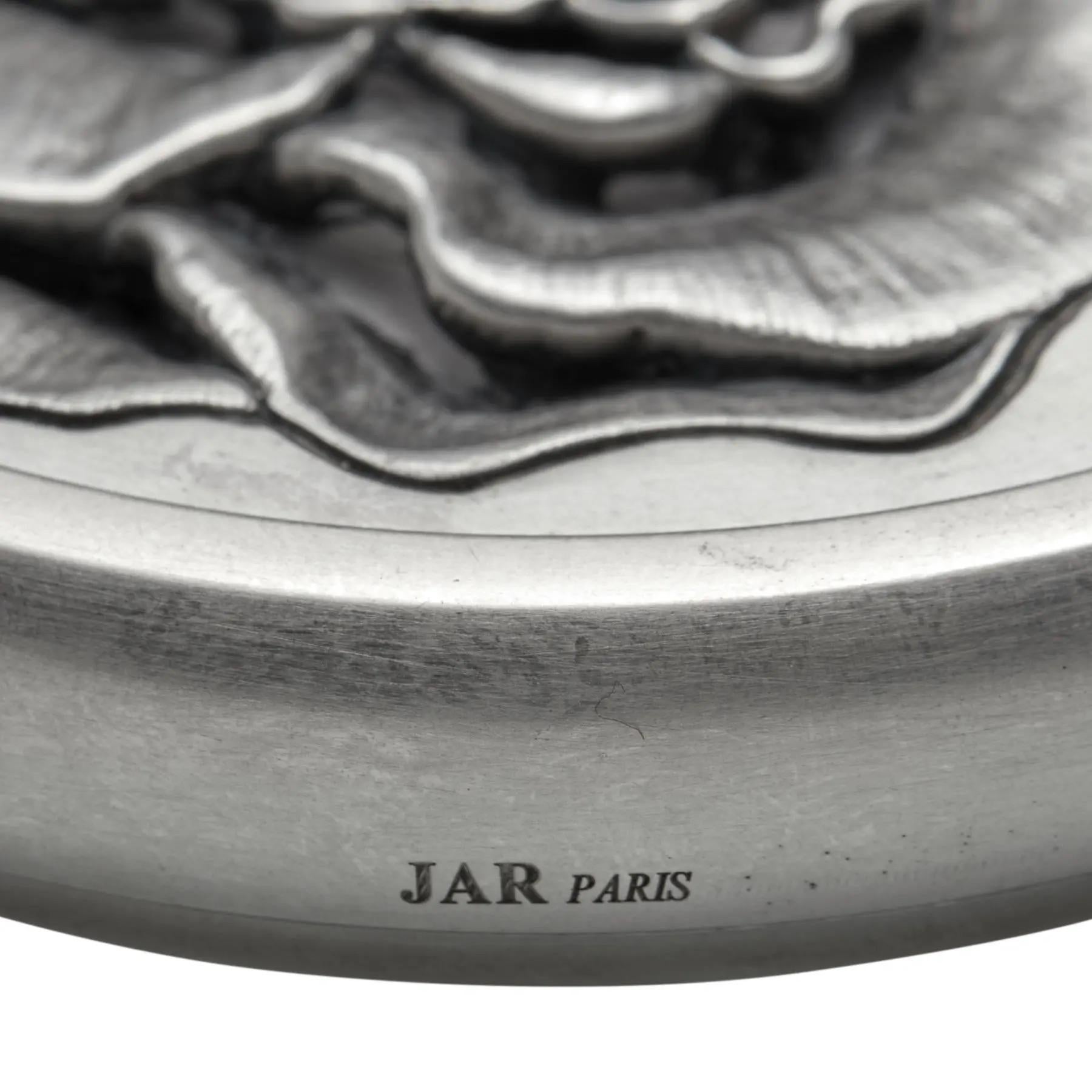 JAR Paris Silber-Anhänger / Rahmen aus Silber im Zustand „Hervorragend“ in New York, NY