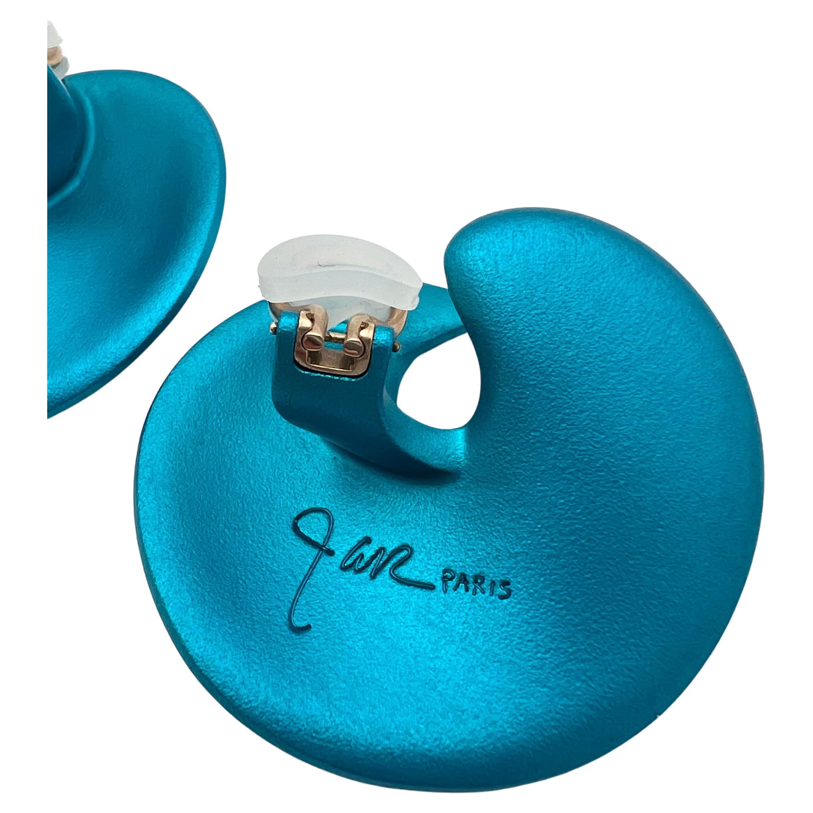 JAR Paris Teal-Blue Aluminum Gold Valerie Earrings In Excellent Condition For Sale In Palm Beach, FL