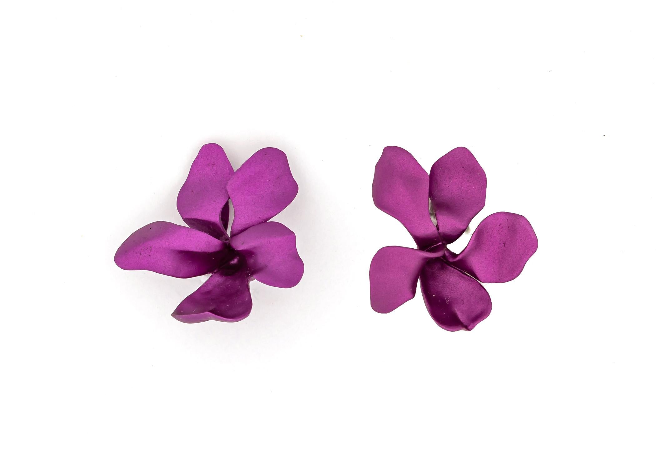 Contemporary JAR Violet Motif Earrings