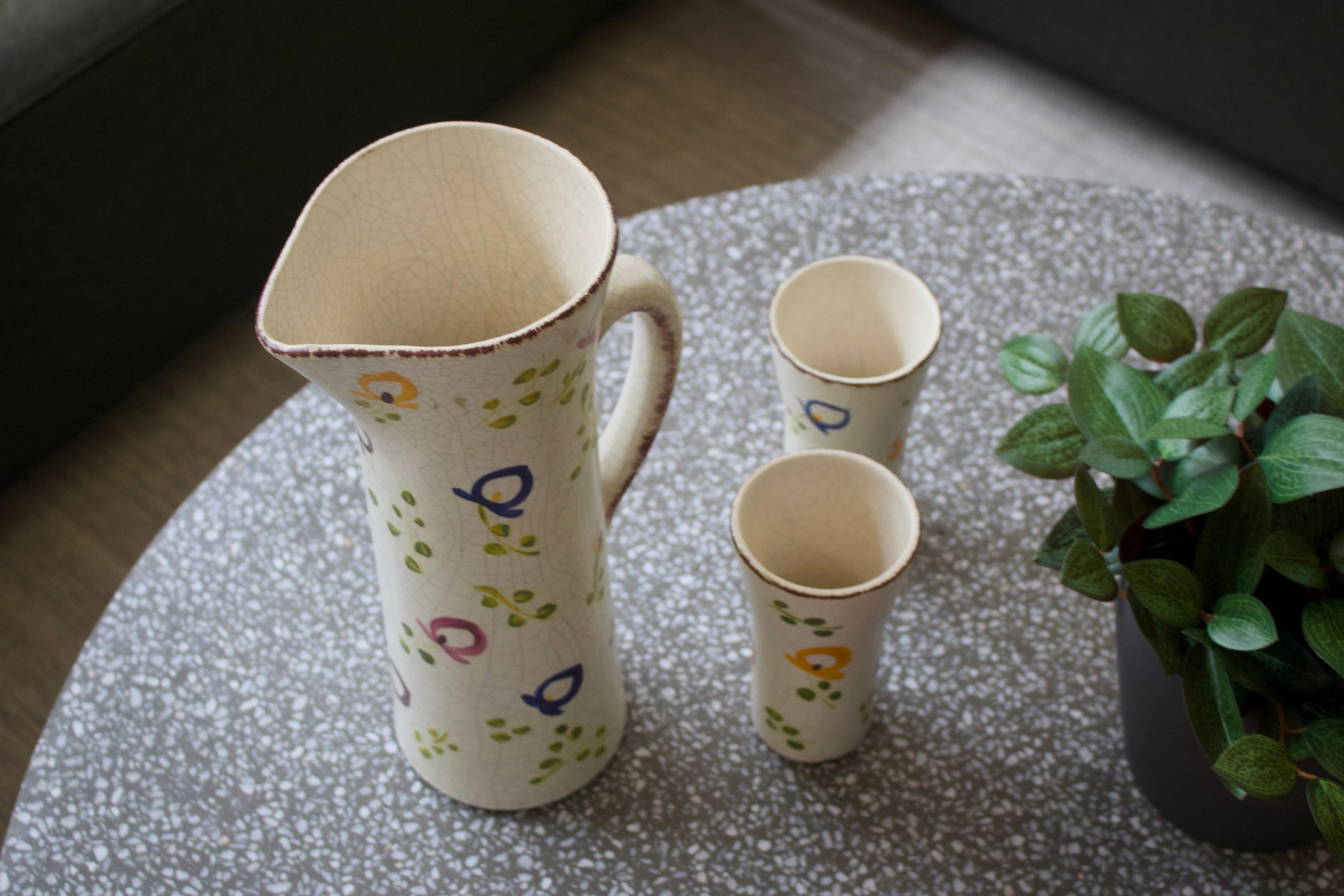 Ceramic “Jardin” ceramic carafe set For Sale