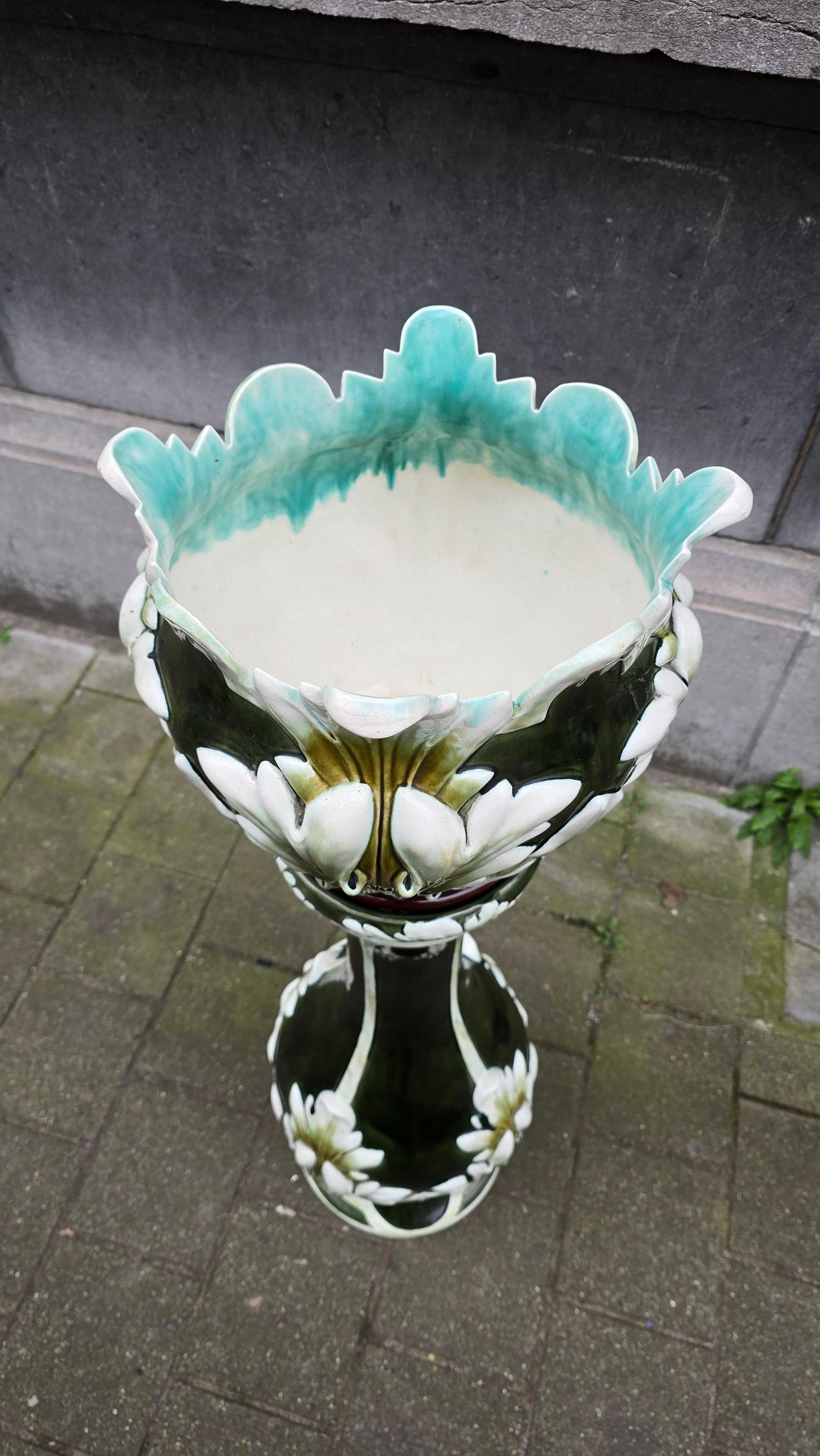20ième siècle Jardinière sur Stand en céramique en vente