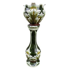 Jardinière sobre soporte Jardinera decorativa de cerámica