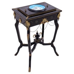 Tavolo Jardiniere, Francia, a cavallo tra il XIX e il XX secolo.