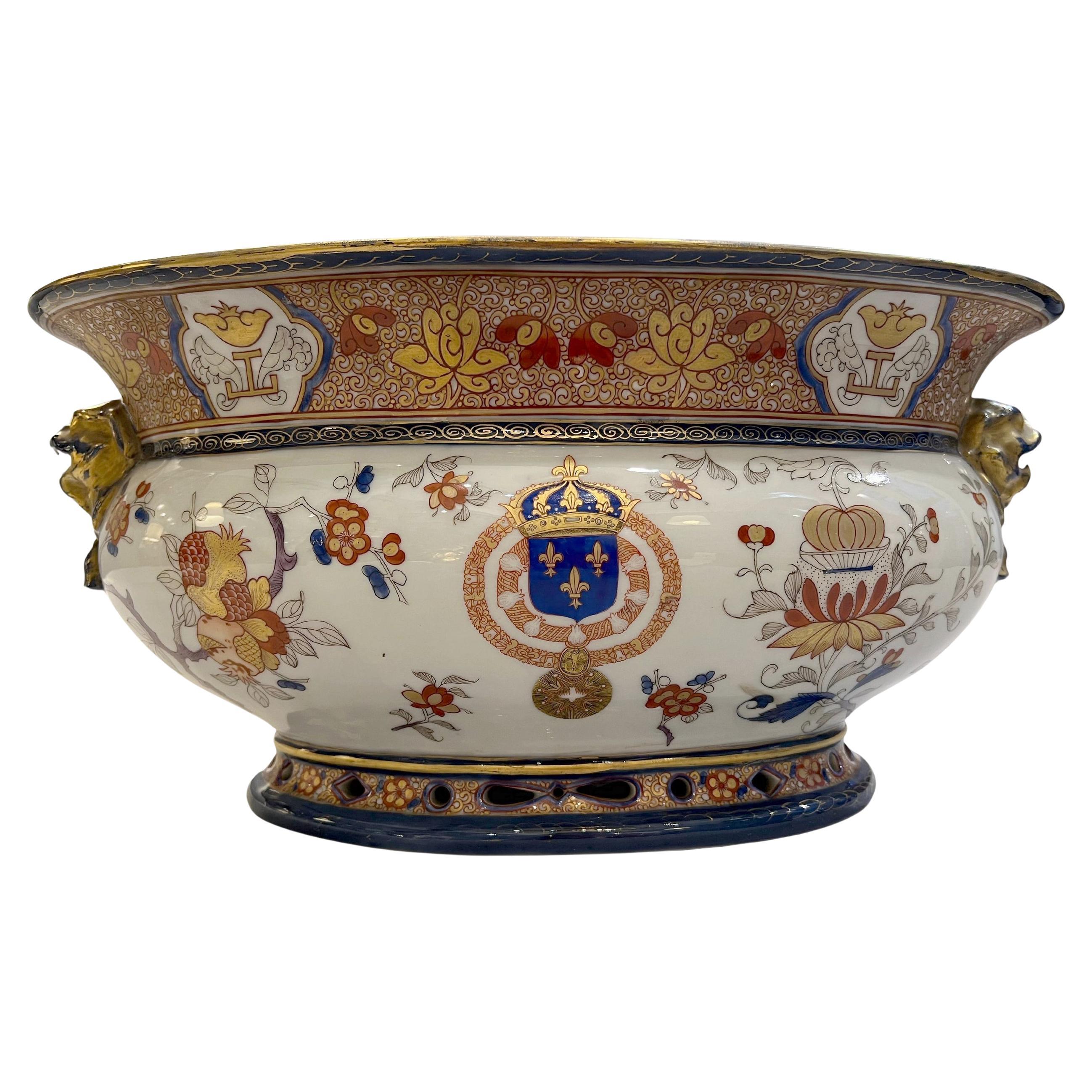 Jardiniere with the royal coat of arms of France, Paris, France circa 1880 For Sale