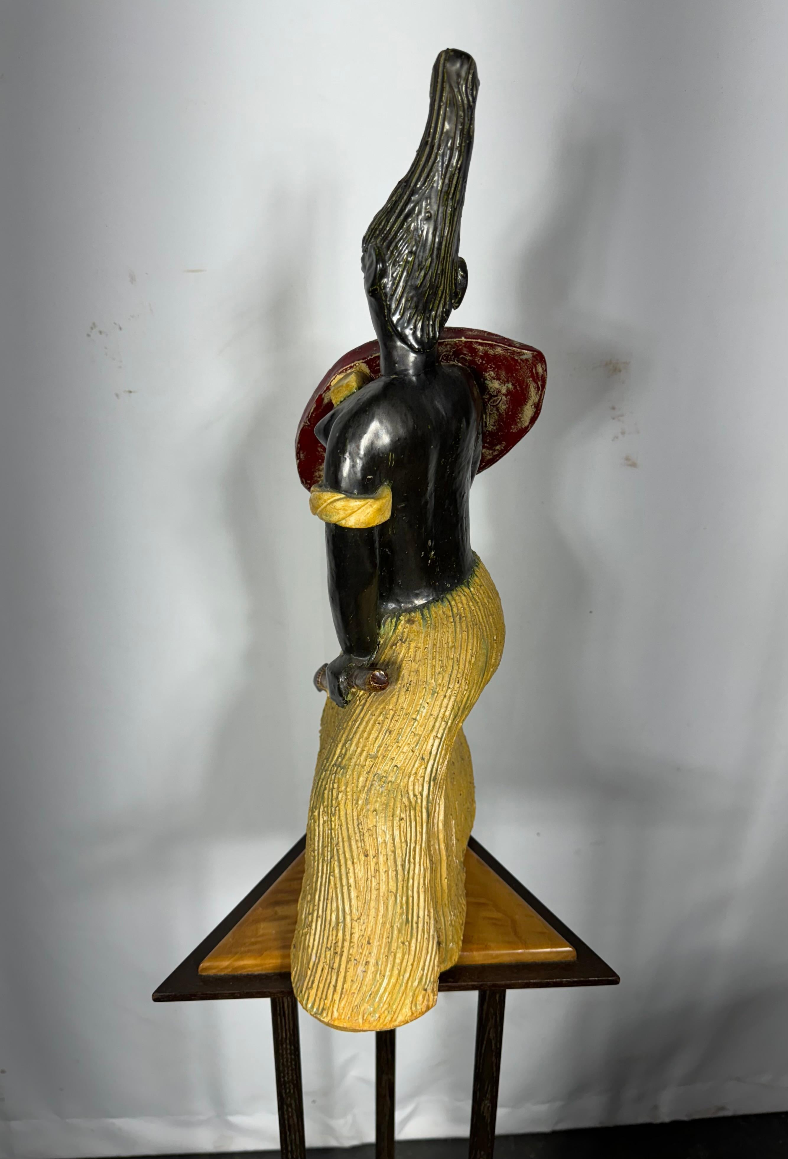 Jarl Hesselbarth studio pottery cerámica , lanza y escudo nativos Hecho a mano en venta