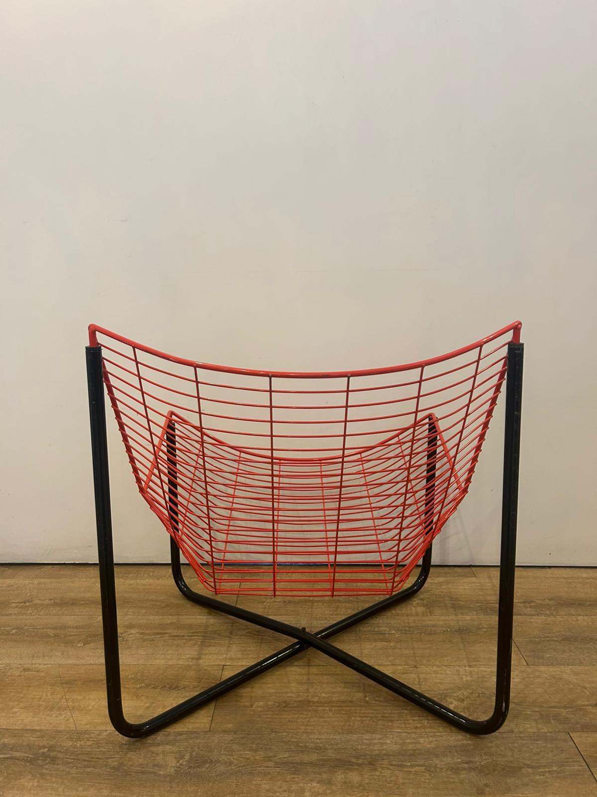 Mid-Century Modern chaise 