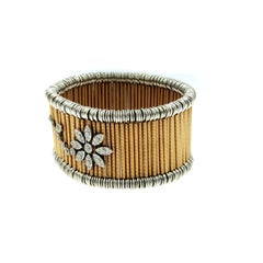 Jarretiere Shanghai Diamond Flower Bicolor Gold Expanding Cuff Bracelet