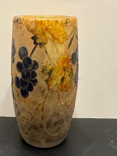 Glasvase mit Kameo-Motiv von Daum Nancy (Frankreich) im Jugendstil