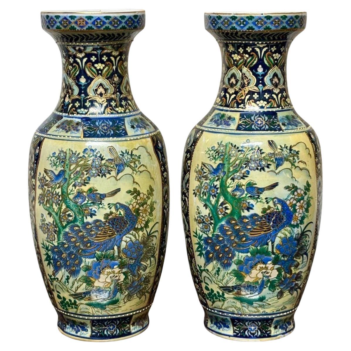 Barili orientali con pittura esmaltada in vendita