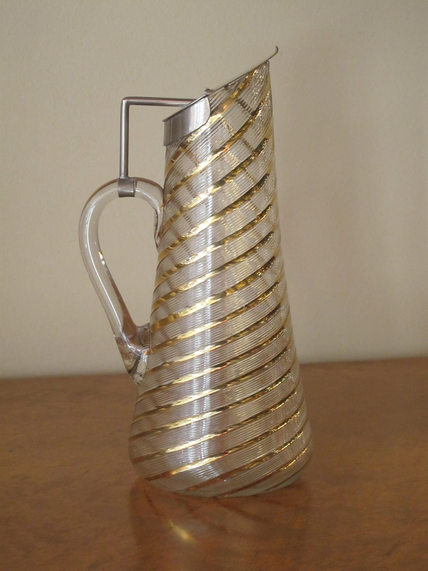 Appliqué  Jars in murano and gold, Italian, 1920, Style: Art Deco For Sale
