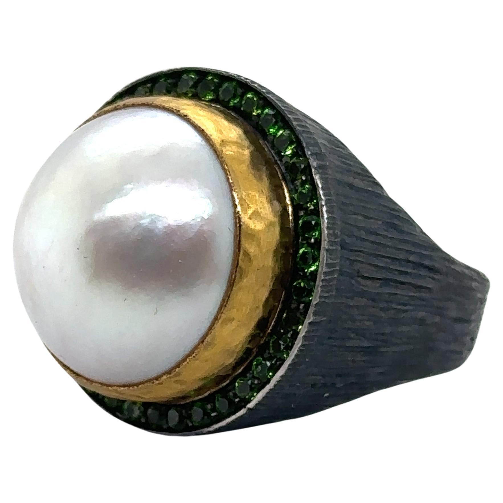 JAS-19-1970 - 24KT GOLD/SS 16MM MABE RING with 0.65CT CHROM DIOPSIDES For Sale