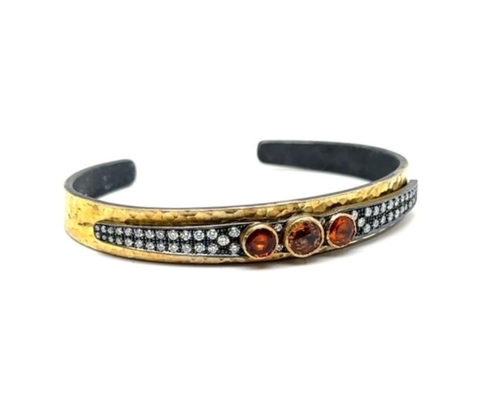 Taglio rotondo JAS-20-2054 - BRACCIALE FLESSIBILE A LAMPO 24K/SS con DIAMANTI E ZAFFI ARANCIONI in vendita