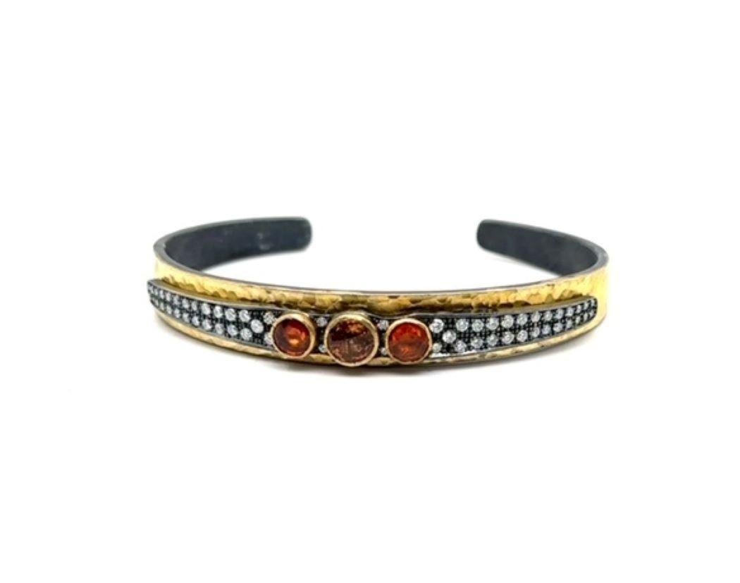 JAS-20-2054 - BRACCIALE FLESSIBILE A LAMPO 24K/SS con DIAMANTI E ZAFFI ARANCIONI in vendita 3