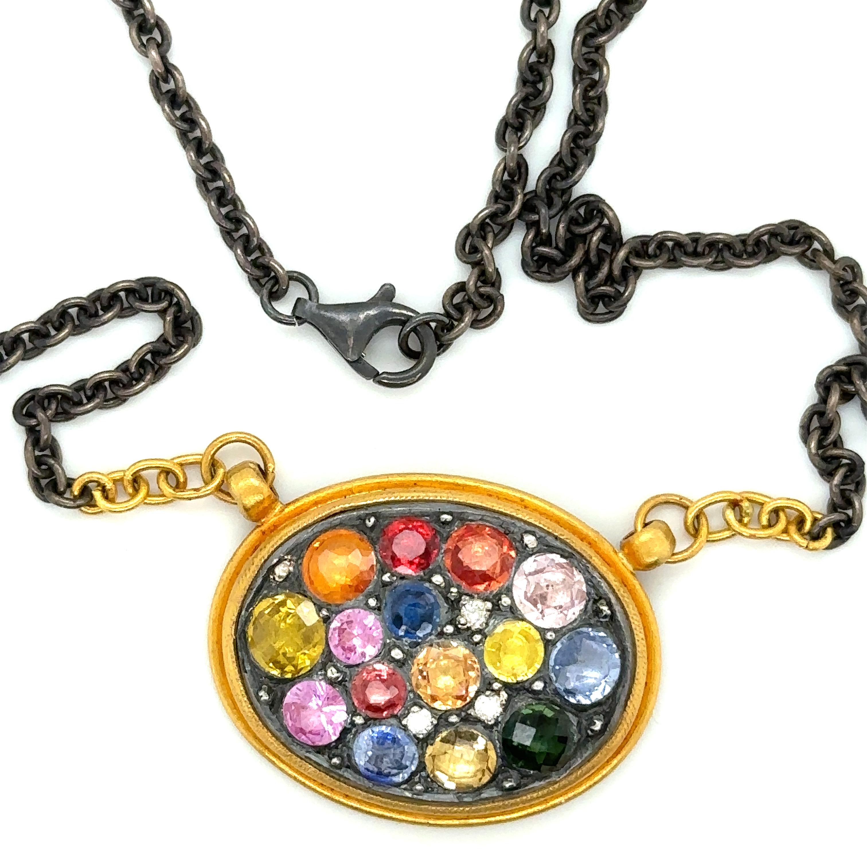 Collier JAS-20-2059-24KT or/SS orné de saphirs et de diamants multicolores Pour femmes en vente