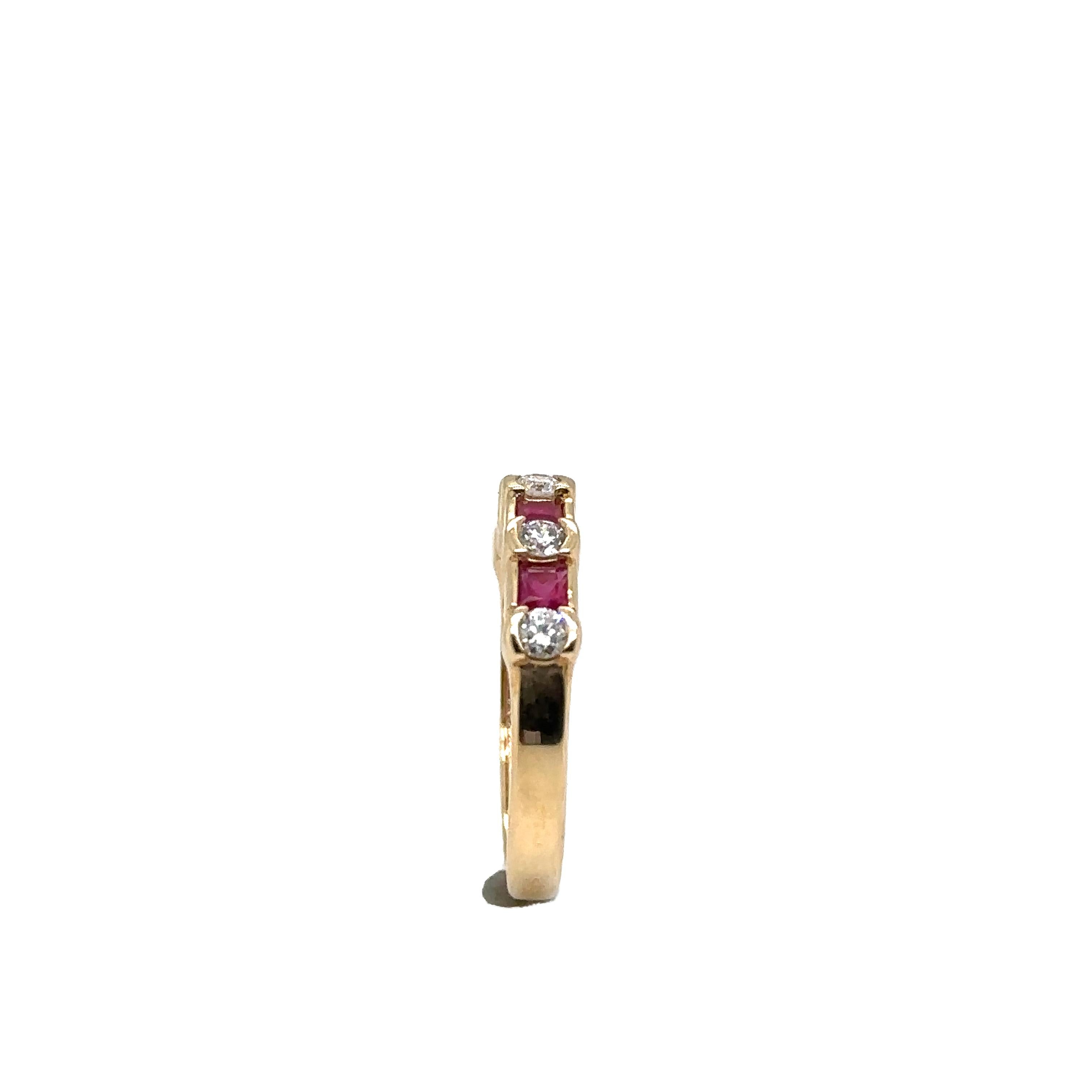 Women's JAS-21-2221 - 14K YELLOW GOLD 0.35Ct GH-SI1 DIAS AND 0.40CT PRINCESS CUT RUBIES For Sale