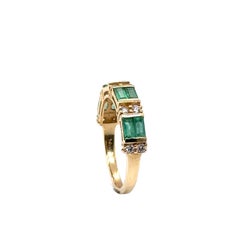 JAS-21-2230 - 14K YELLOW GOLD 0.20Ct G/H SI1 DIAS. & 0.90CT BAGUETTE EMERALDS
