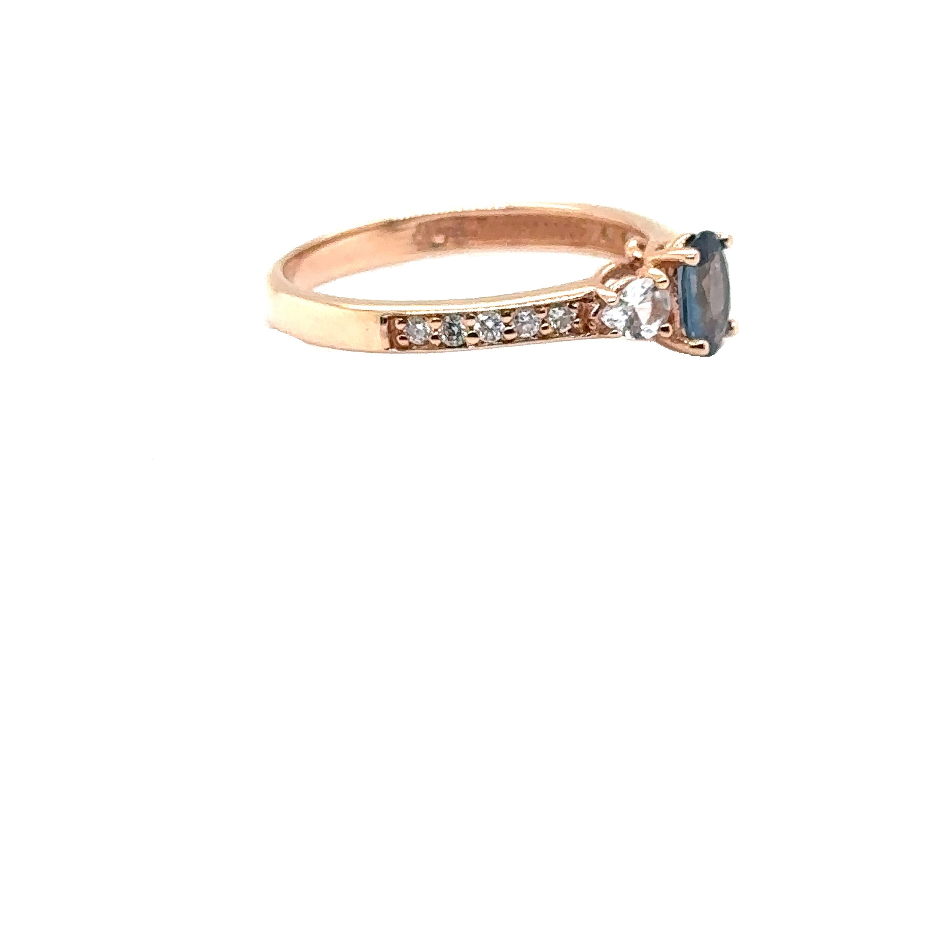 JAS-21-2240 - 14K ROSE GOLD OVAL SAPPHIRE RING with WHITE SAPPHIRES & DIAMONDS In New Condition For Sale In New York, NY