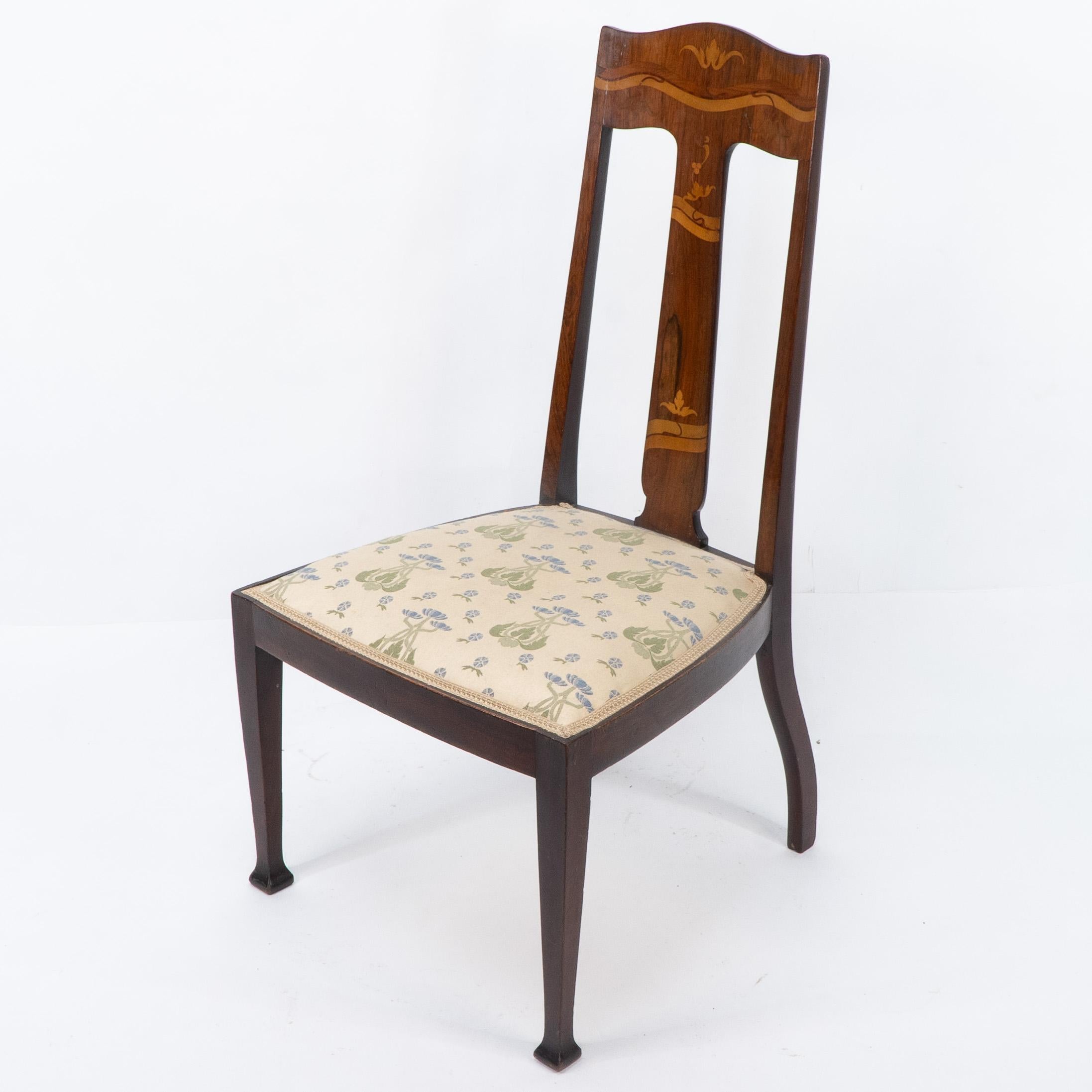 Jas Shoolbred. Silla Arts & Crafts de palisandro de caoba con incrustaciones florales estilizadas Artes y manualidades en venta