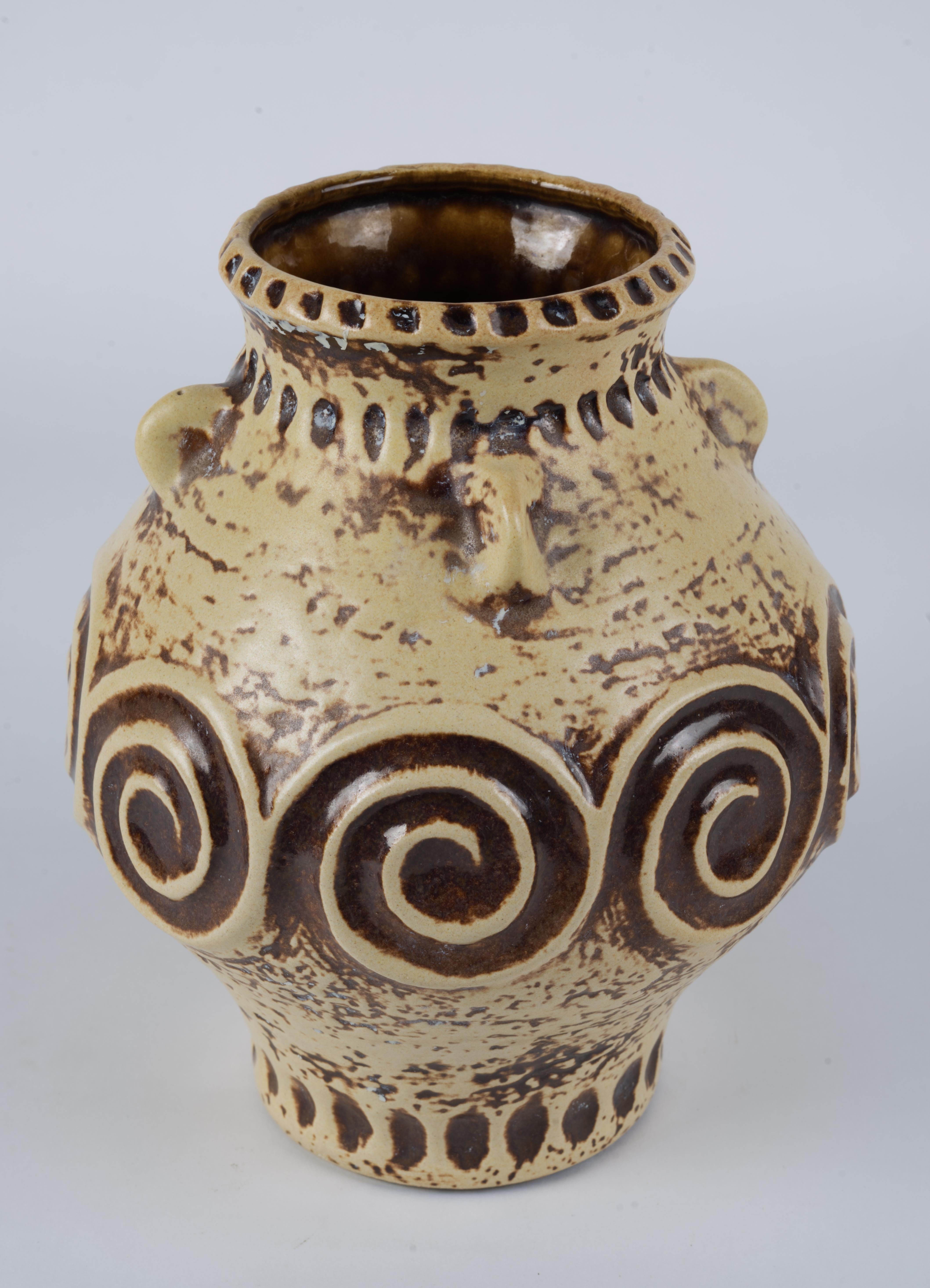 Mid-Century Modern Vase Op Art Jasba couleur terreuse Allemagne de l'Ouest en vente