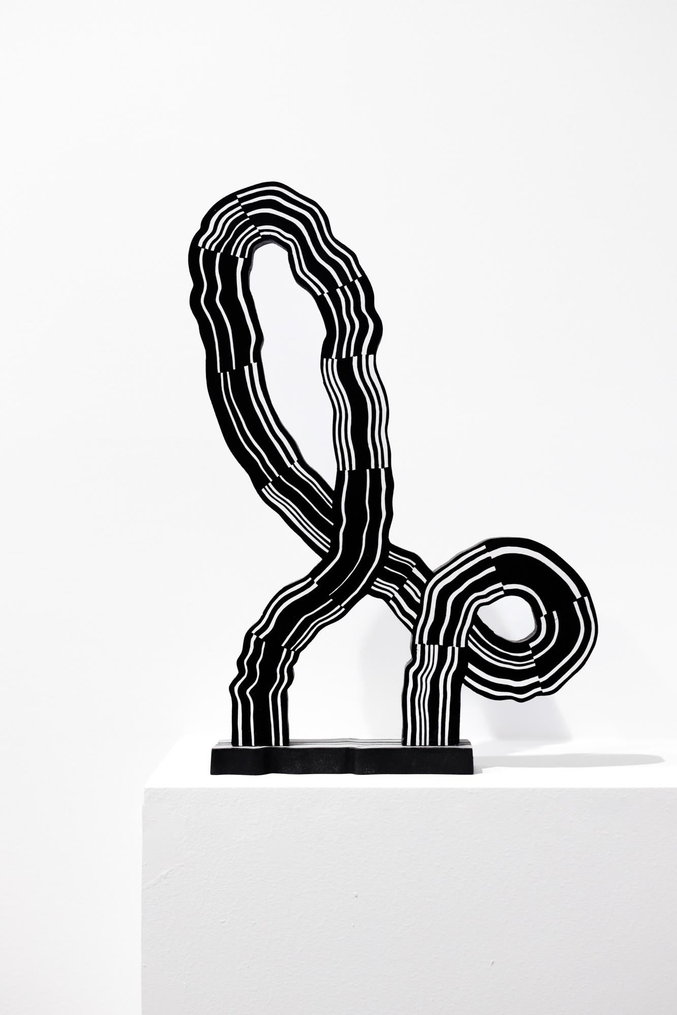 Jason Andrew Turner Abstract Sculpture – Vogelgehirn
