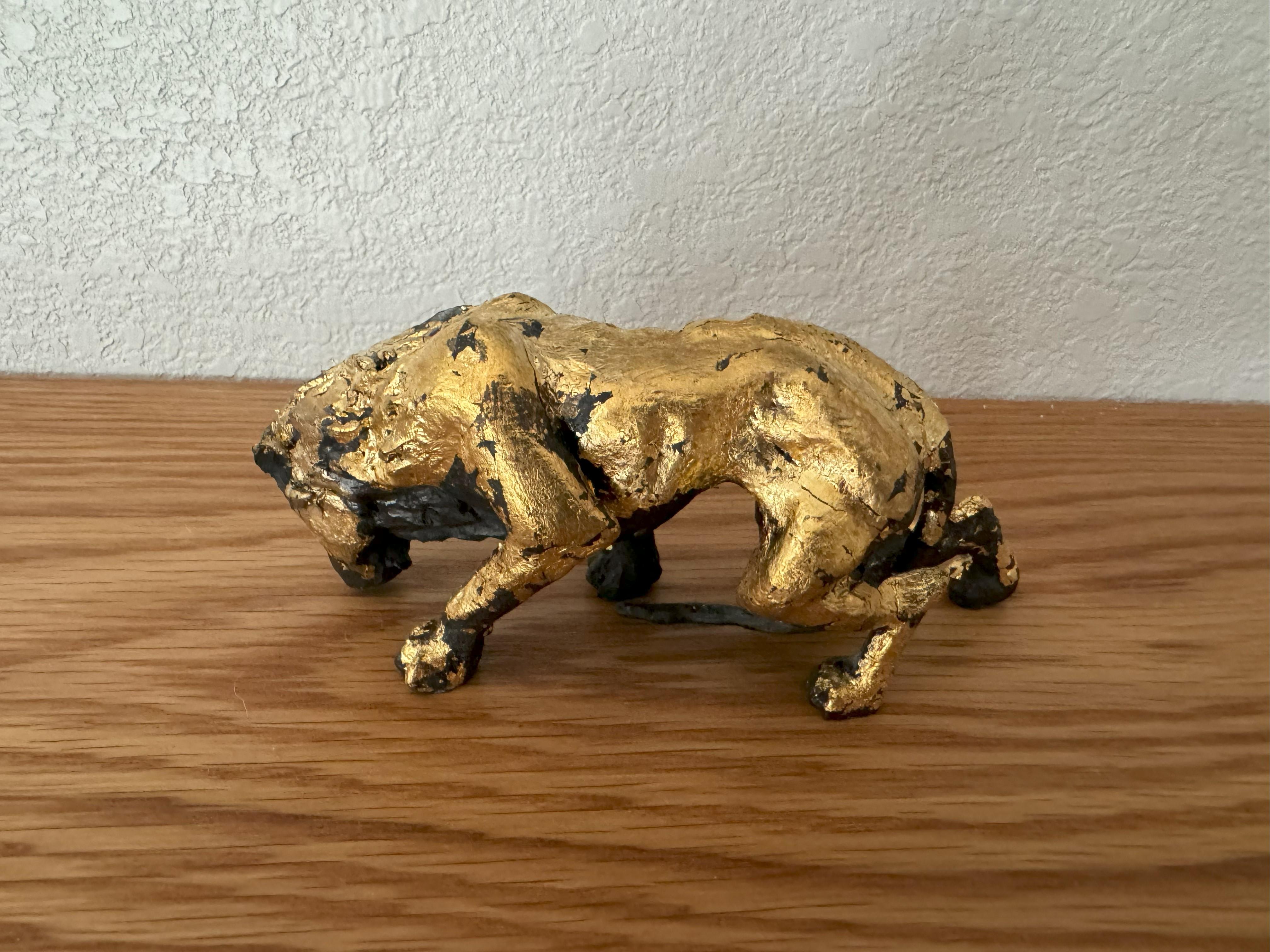Maquette of the Pride of Brexit Gold Leaf Jesmonite 3 sculptures Lions For Sale 3