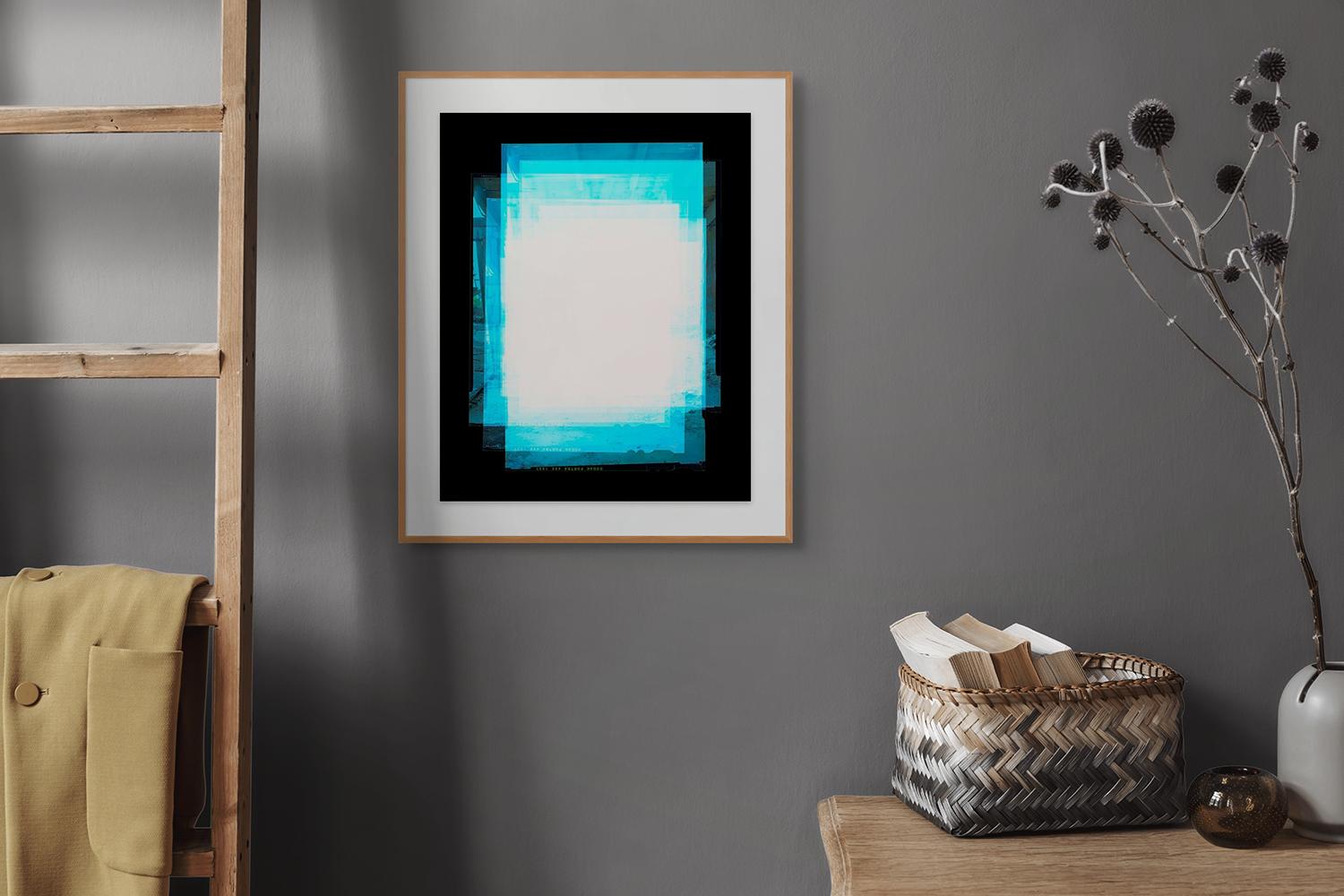 Photographier le soleil 4 (Photographie abstraite) - Gris Abstract Photograph par Jason Engelund