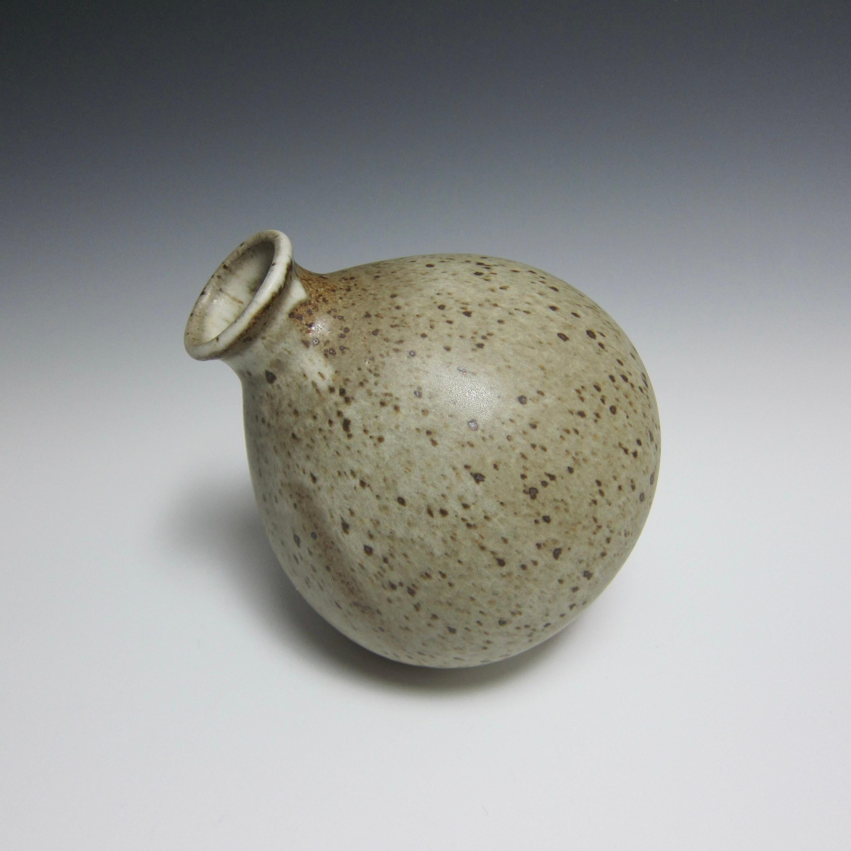Glazed Jason Fox Wheel Thrown Speckled White Ceramic Vase / Flower Bottle For Sale