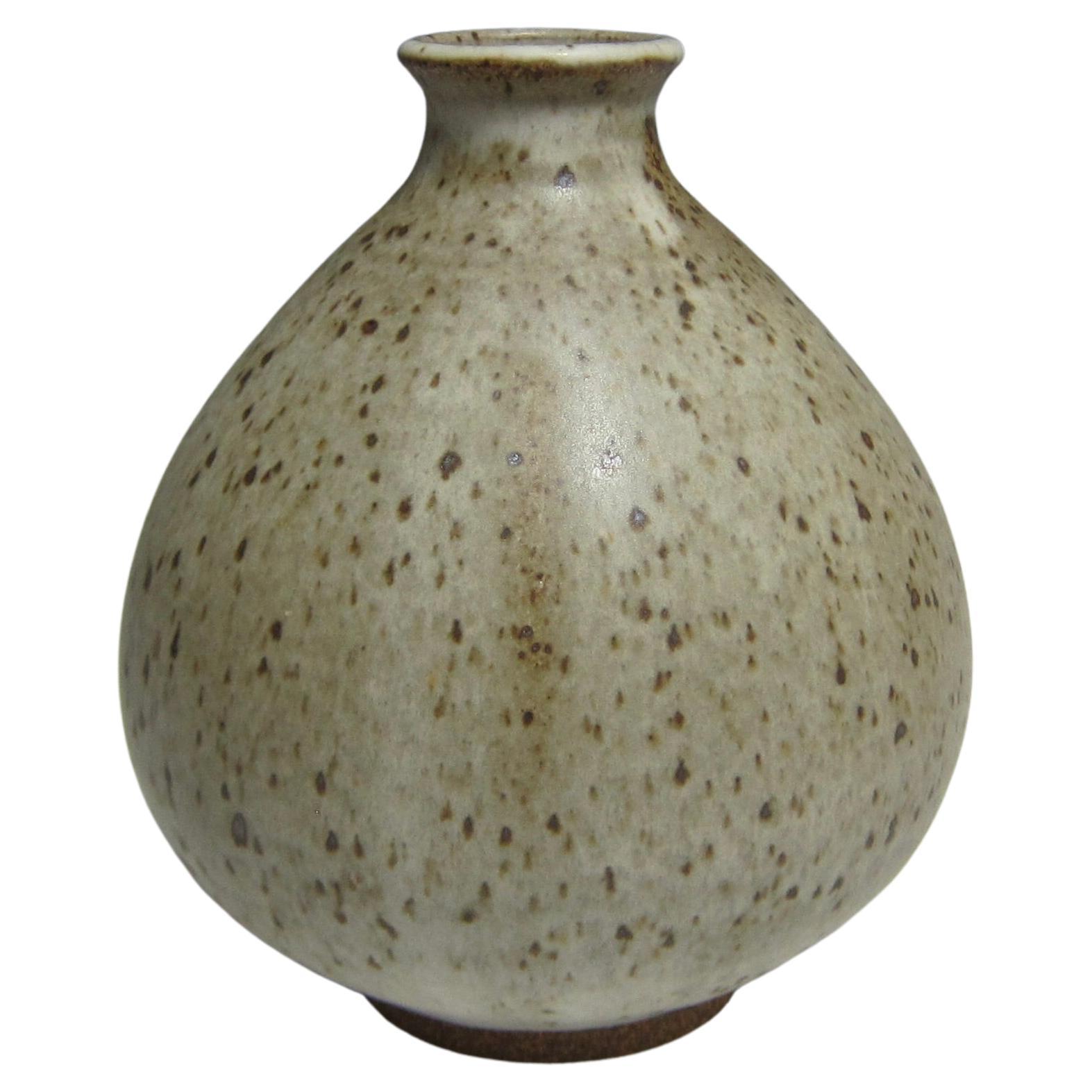 Jason Fox Wheel Thrown Speckled White Ceramic Vase/Blumenflasche