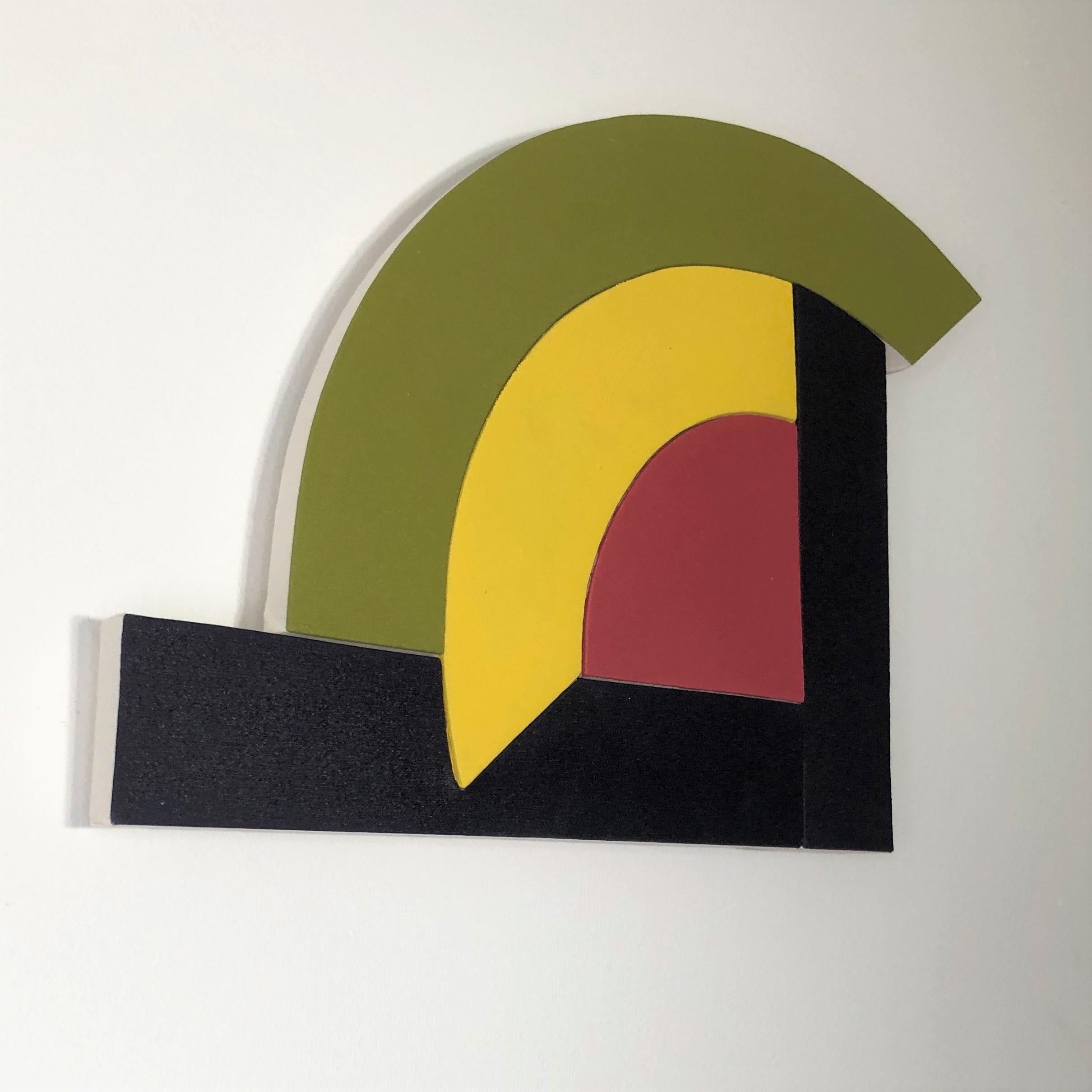 Mixed Media-Wandskulptur-Gemälde „19-2“ – gelb, schwarz, grün, minimalistisch (Abstrakt), Sculpture, von Jason Matherly