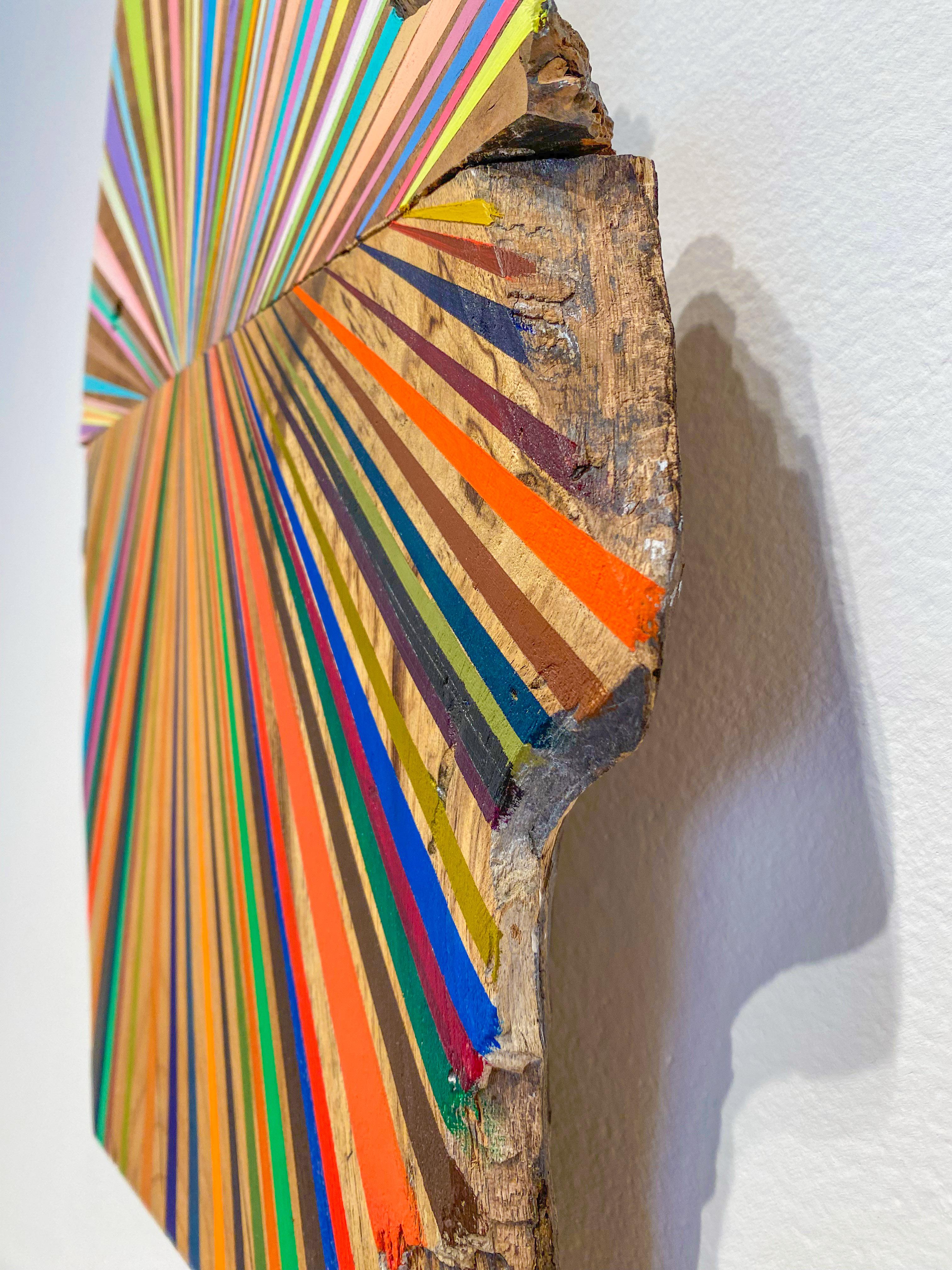 Deux vues utilisant la lumire - Marron Abstract Sculpture par Jason Middlebrook