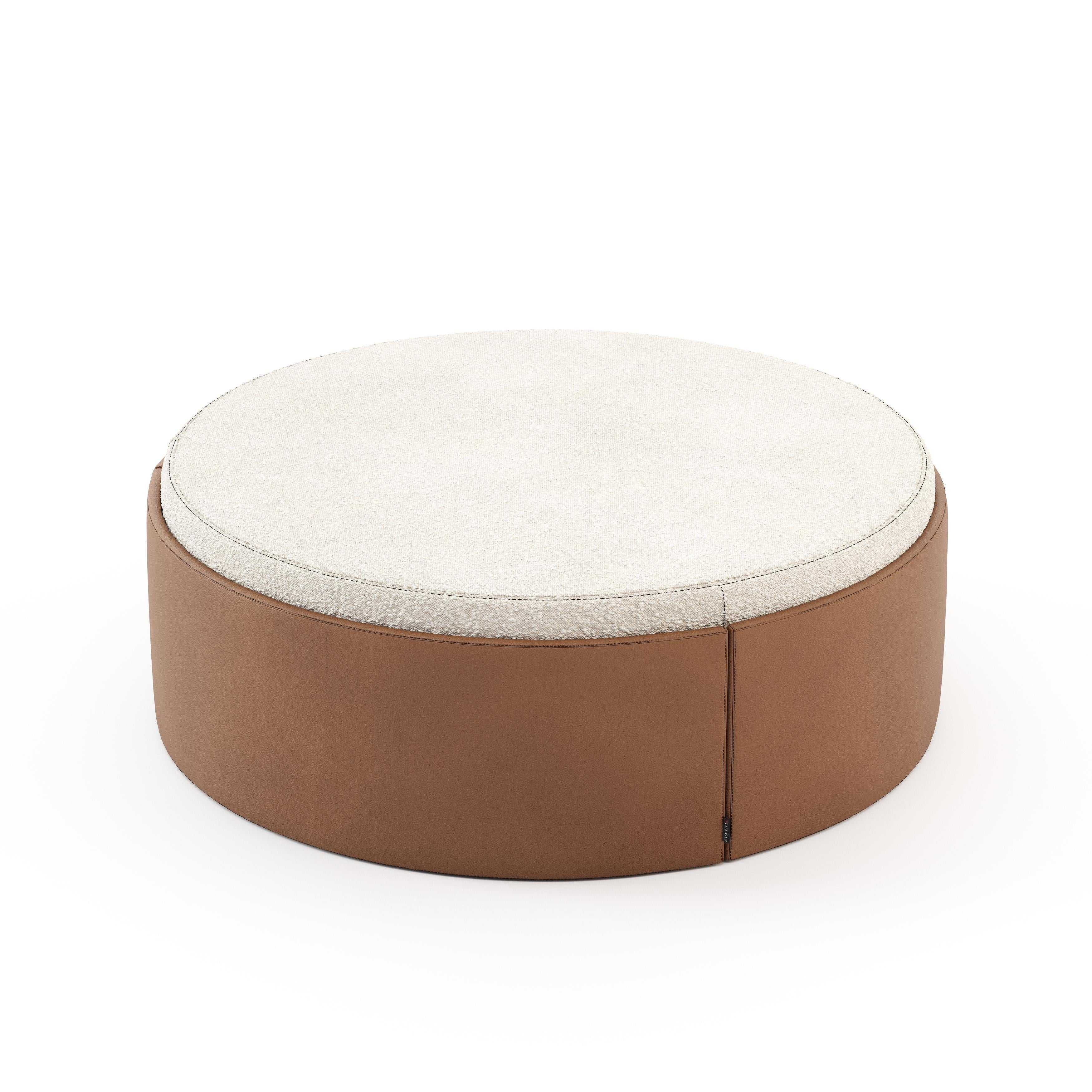 One of life’s little luxuries, Jason pouf has it all. With undeniably good looks and ultimate versatility, you’ll wonder how you managed without it. Perfect for perching, the pouffe is the ideal seat for smaller social spaces where you often have