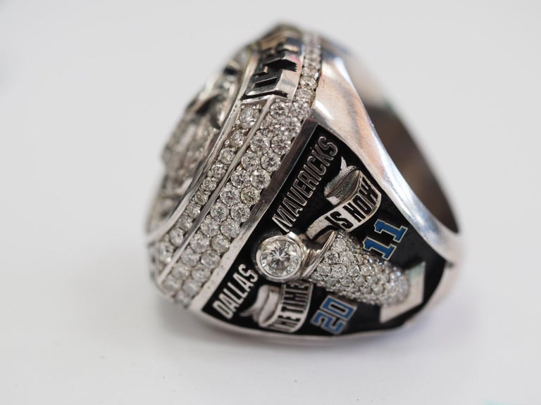 Dallas Mavericks: The 2011 NBA World Championship Ring - Uptown