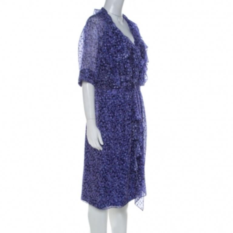 You can always rely on a Jason Wu dress like this for any formal event. Fitting for all seasons, this purple dress will be your first choice. This 100% silk dress features prints all over and ruffles on the neckline. It will keep you in comfort.