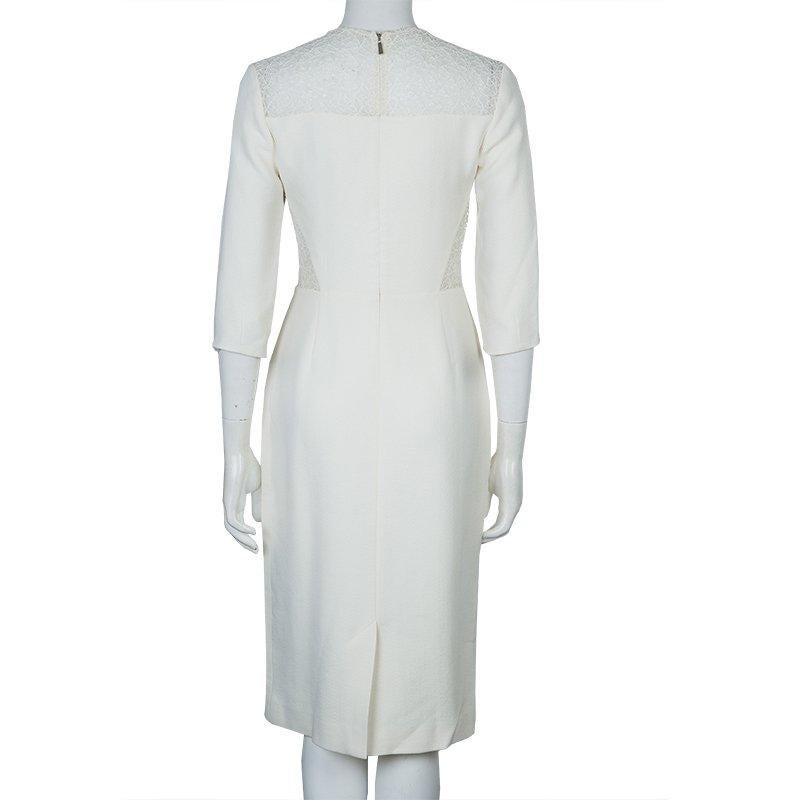 The sophistication and elegance of this Dress by Jason Wu will make you fall in love with it. Crafted from a viscose, cotton, silk, lycra and polyamide blend, it features an adorable neckline with well suited elbow spanned sleeves and a rear zipper.