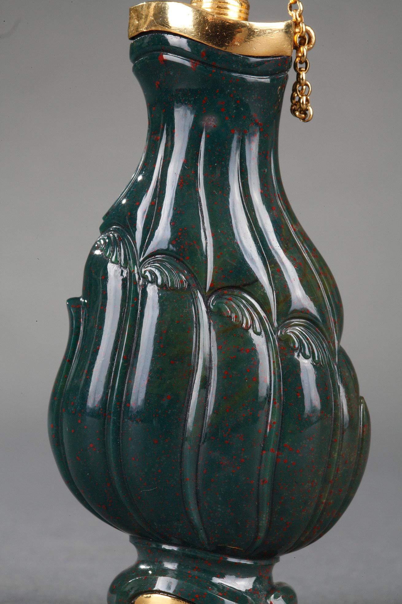 Jaspis und Gold Flask 18. Jahrhundert. Handwerkskunst des 19. Jahrhunderts für Damen oder Herren im Angebot
